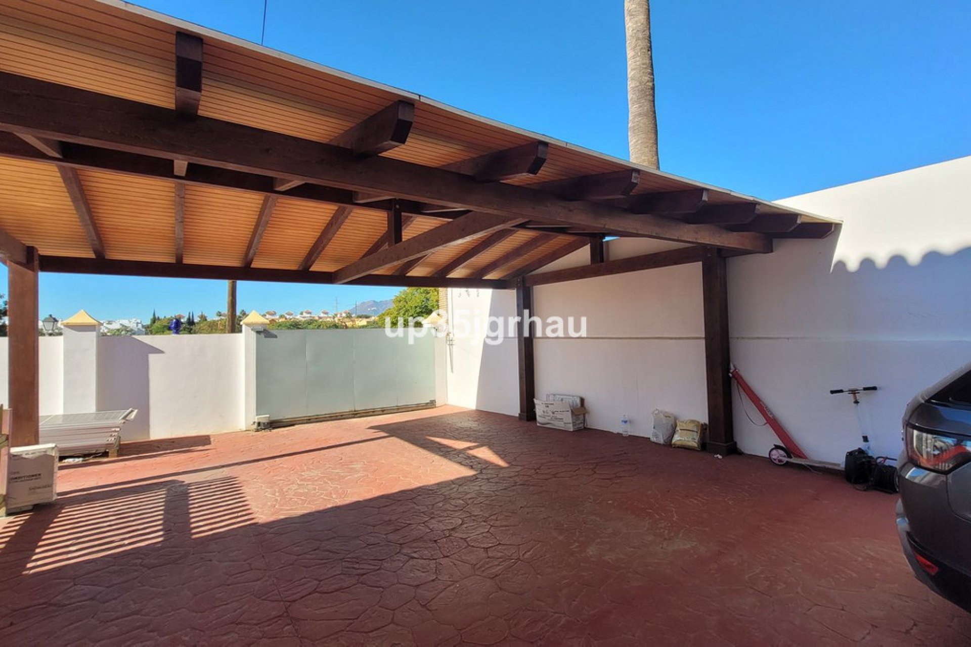 Resale - House - Detached Villa - Estepona - Bel Air