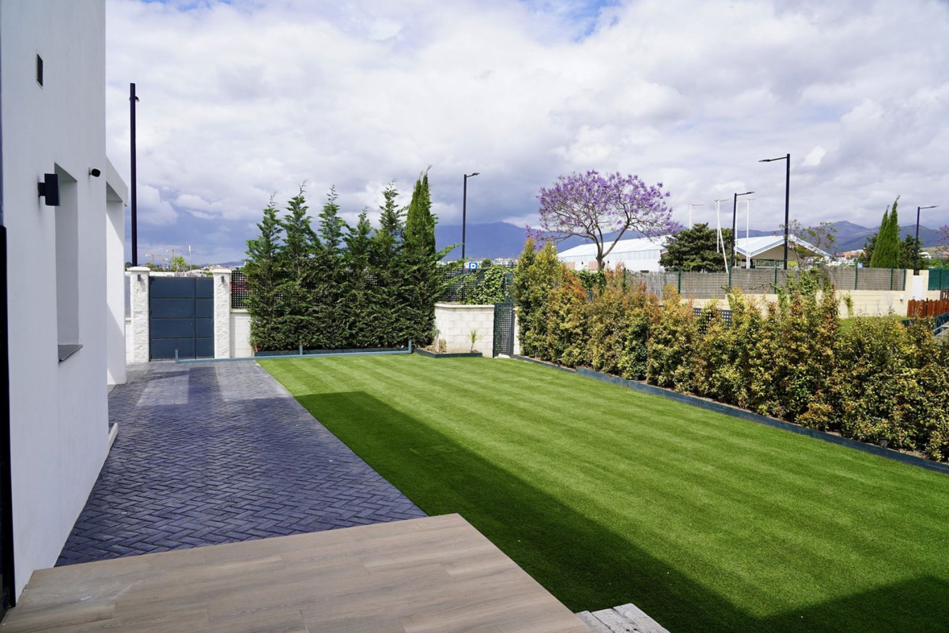 Resale - House - Detached Villa - Estepona - Cancelada