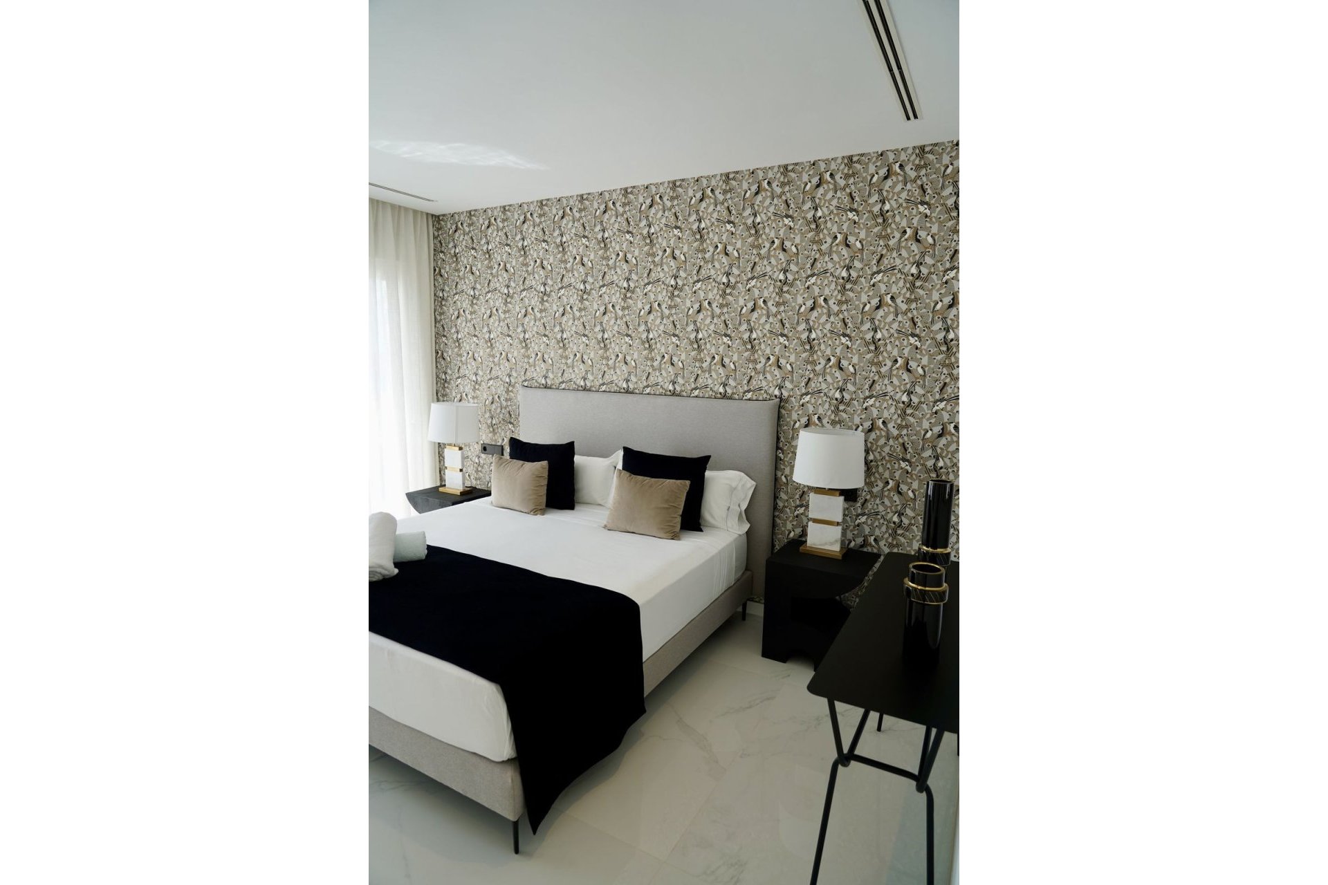 Resale - House - Detached Villa - Estepona - Cancelada