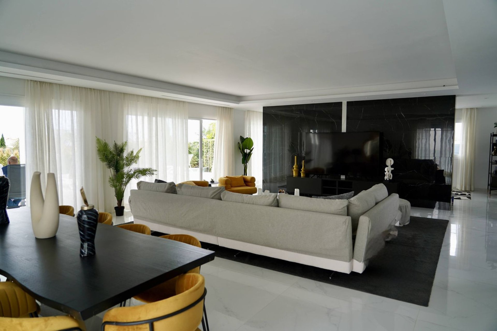 Resale - House - Detached Villa - Estepona - Cancelada