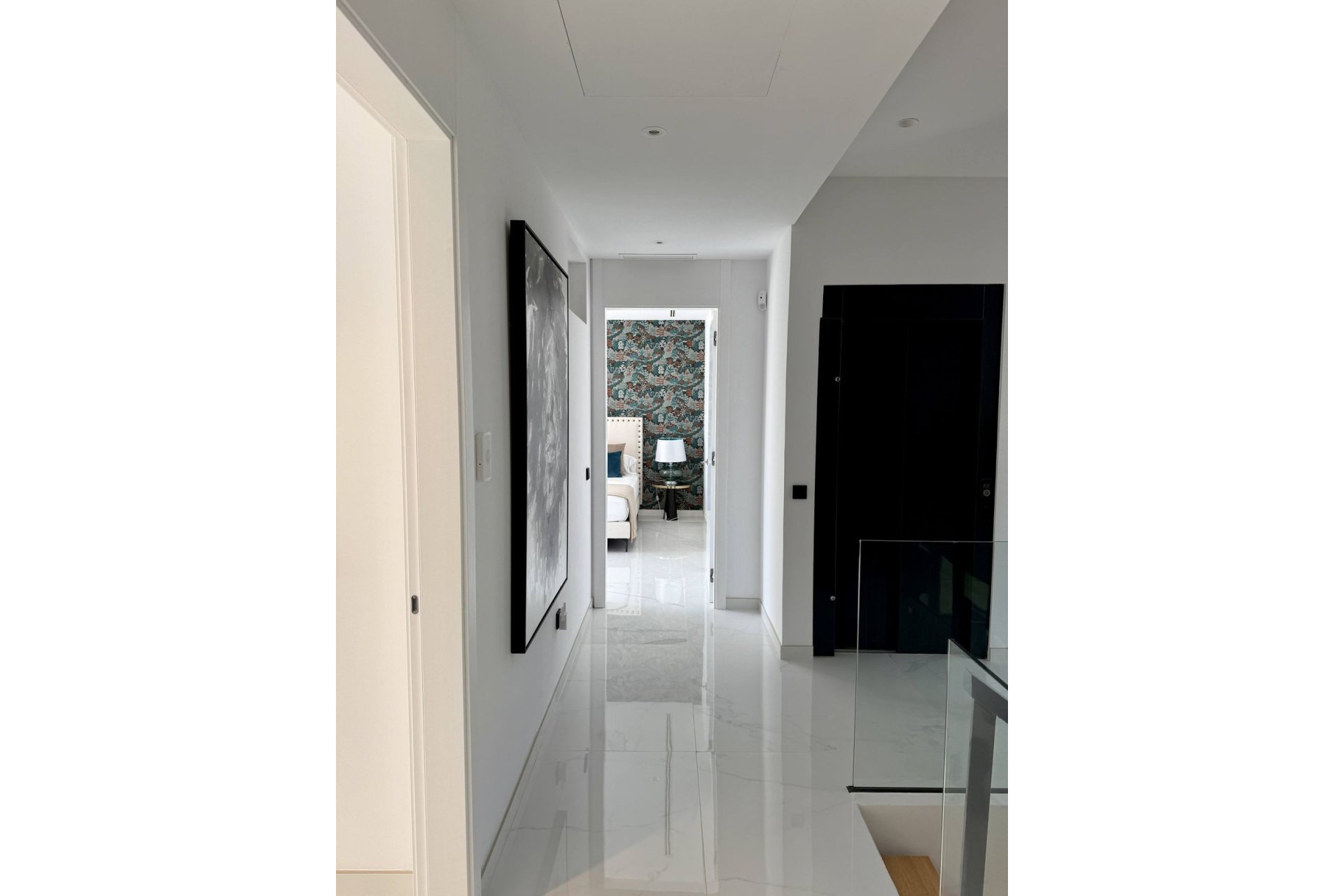 Resale - House - Detached Villa - Estepona - Cancelada