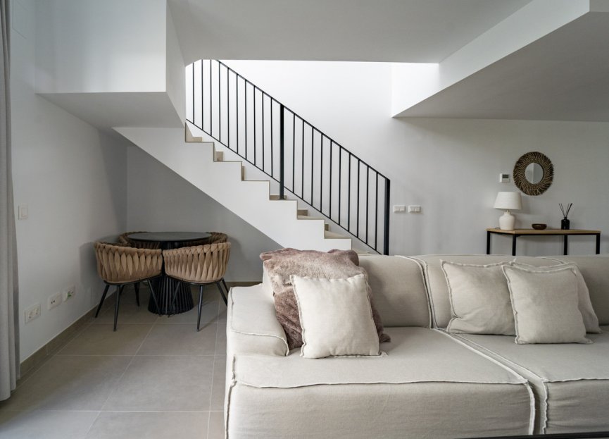 Resale - House - Detached Villa - Estepona - Cancelada