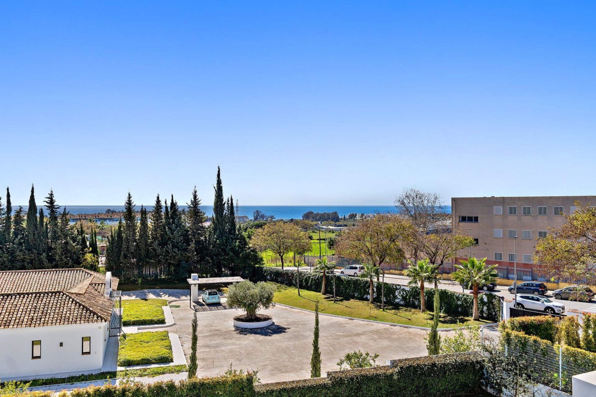 Resale - House - Detached Villa - Estepona - Cancelada