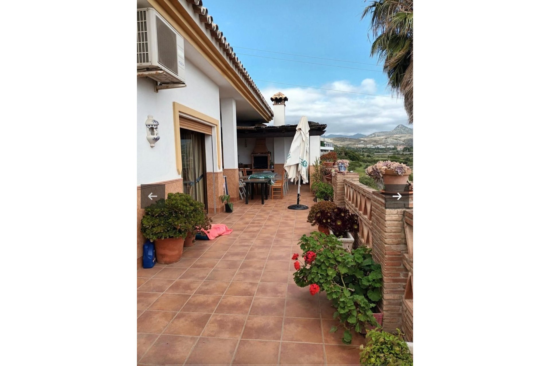 Resale - House - Detached Villa - Estepona - Cancelada