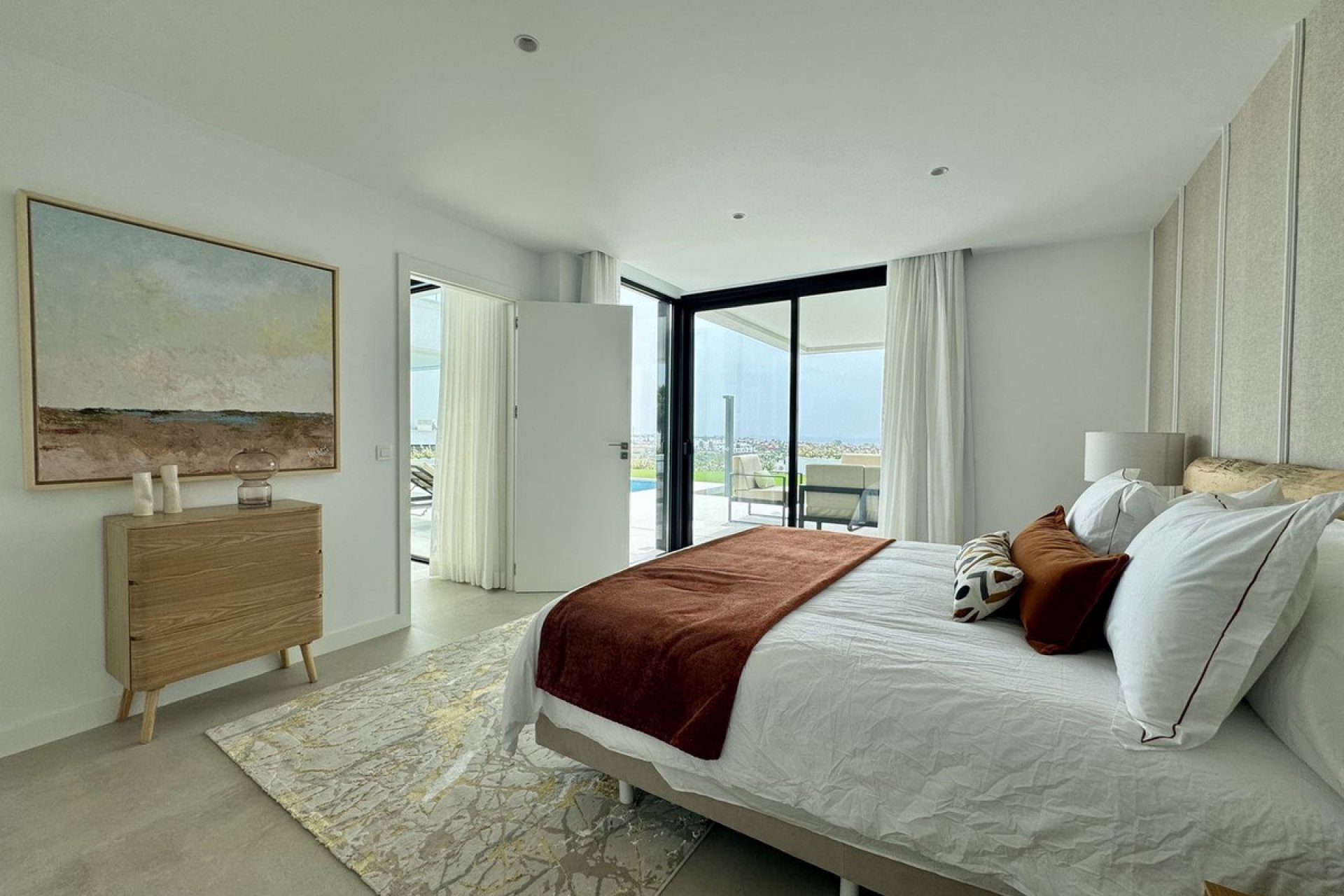 Resale - House - Detached Villa - Estepona - Cancelada