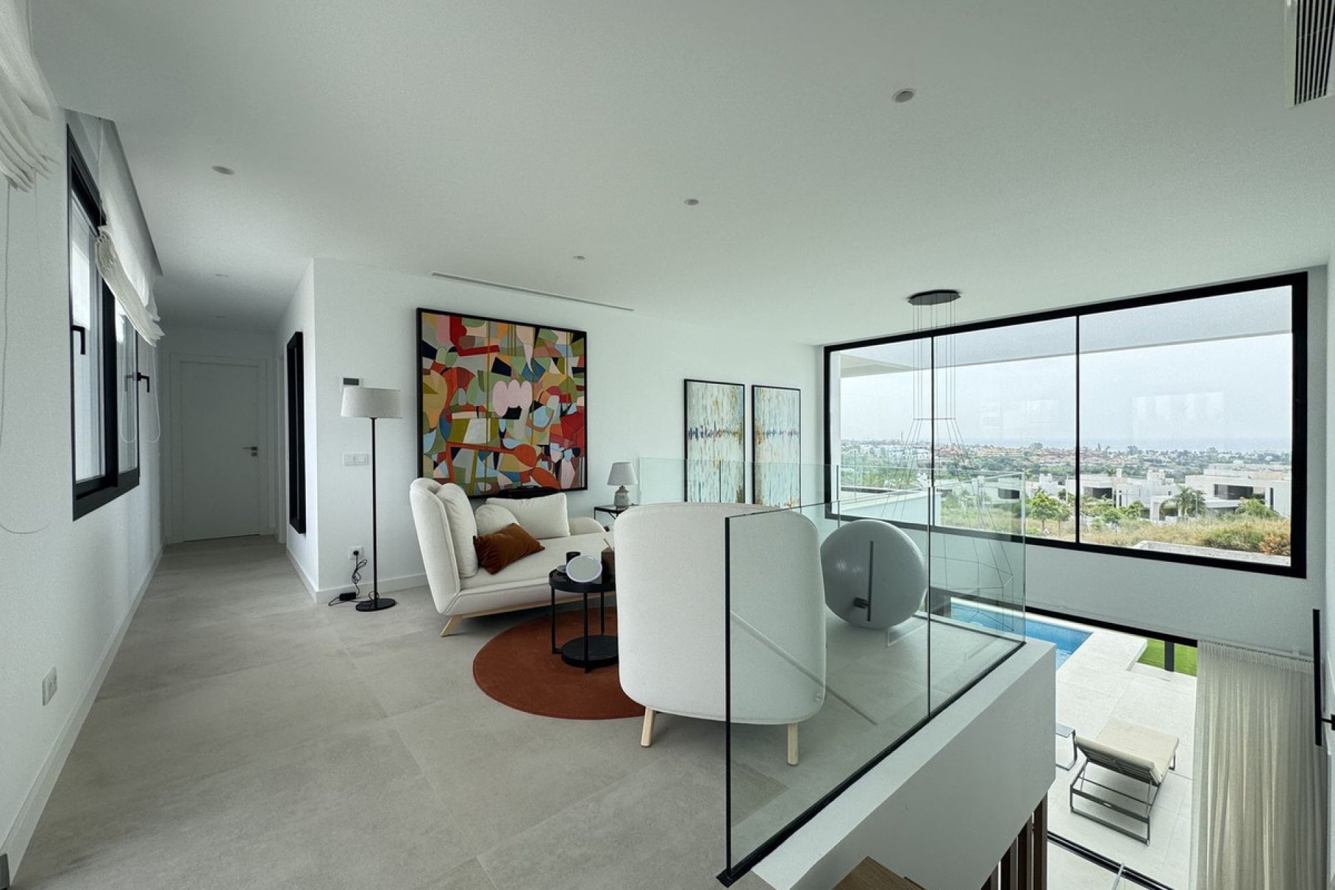 Resale - House - Detached Villa - Estepona - Cancelada