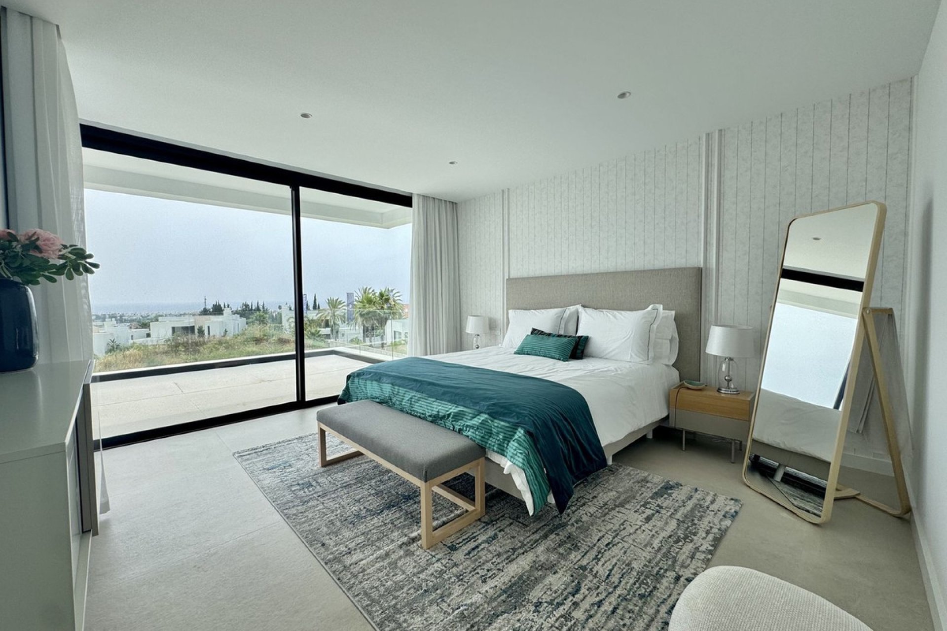 Resale - House - Detached Villa - Estepona - Cancelada