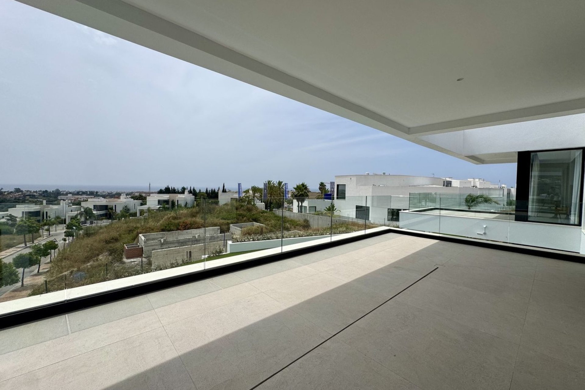 Resale - House - Detached Villa - Estepona - Cancelada