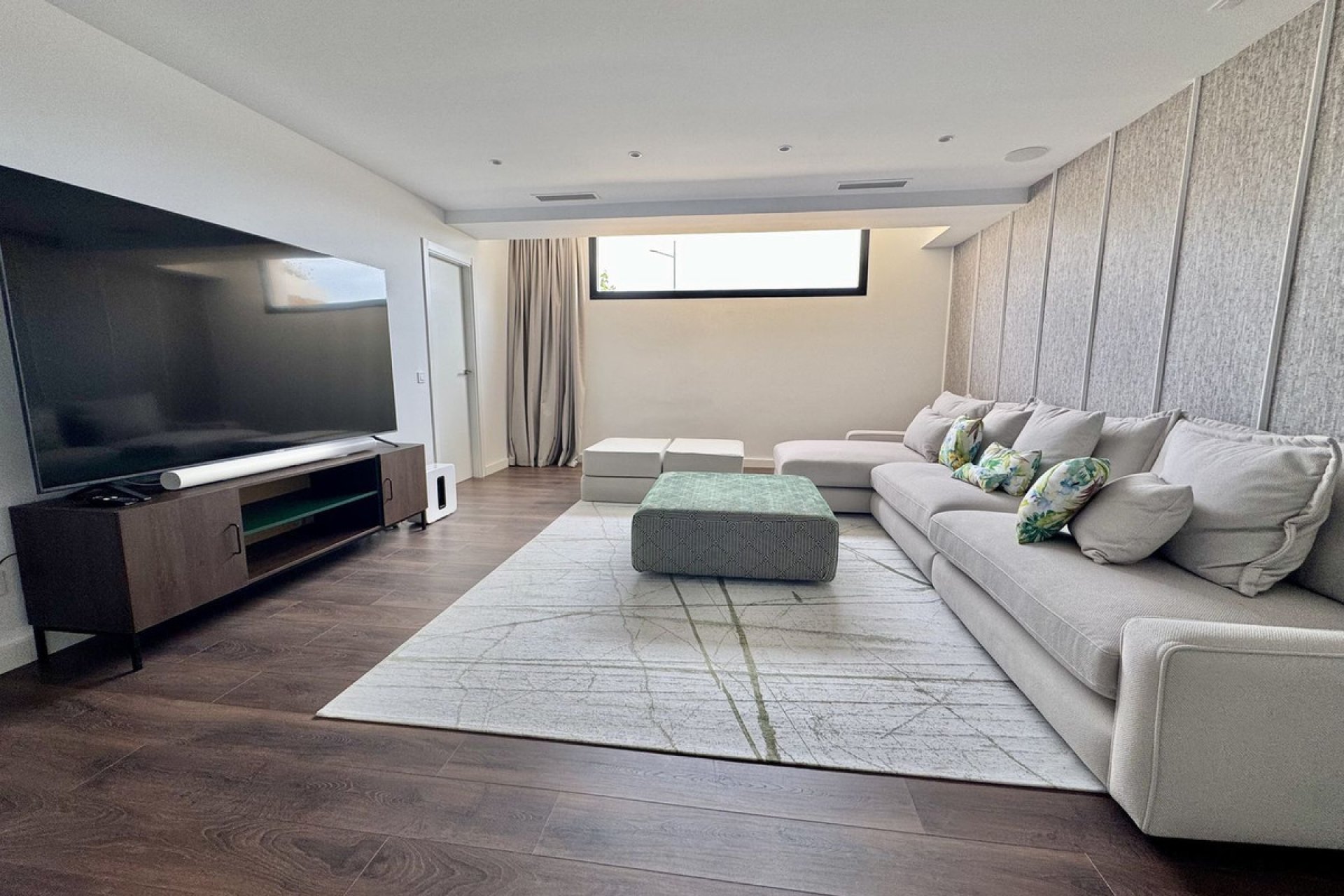 Resale - House - Detached Villa - Estepona - Cancelada