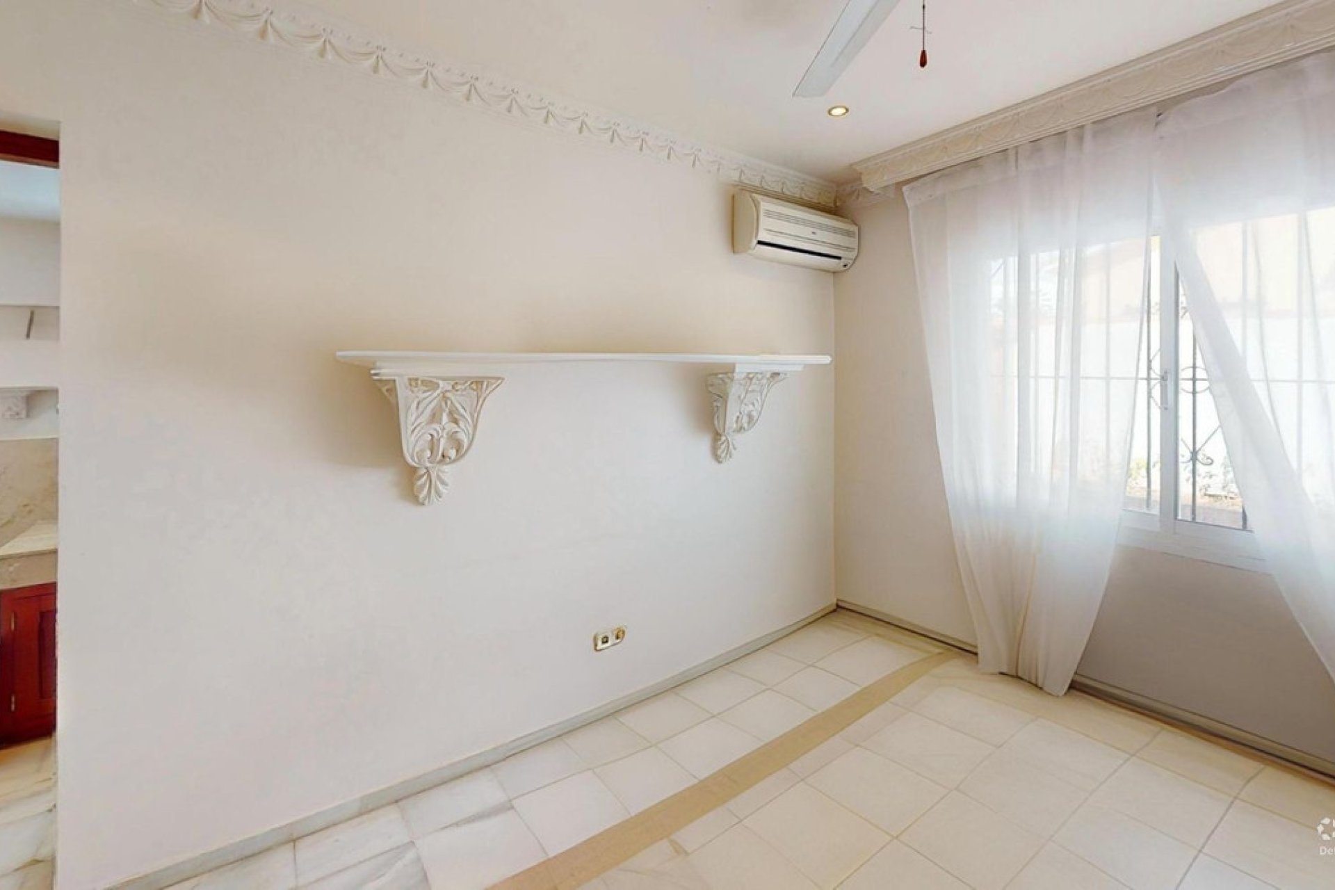 Resale - House - Detached Villa - Estepona - Costalita