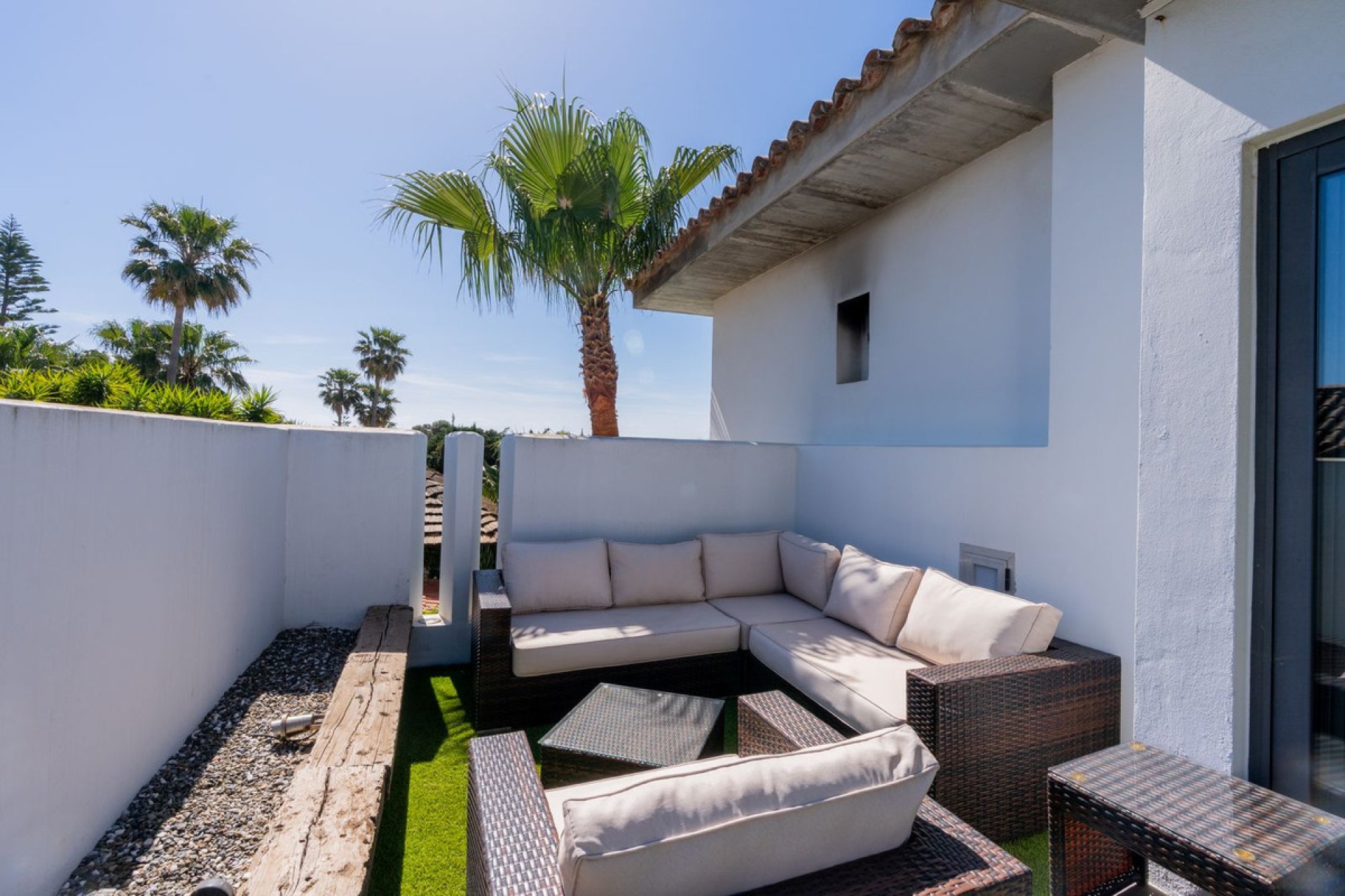 Resale - House - Detached Villa - Estepona - Costalita