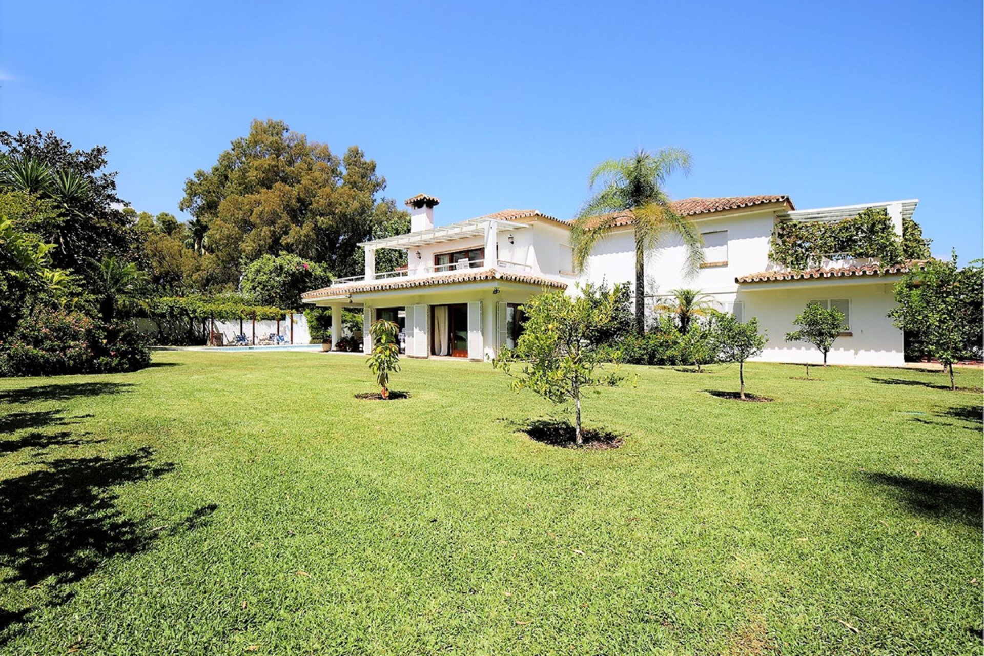 Resale - House - Detached Villa - Estepona - Costalita