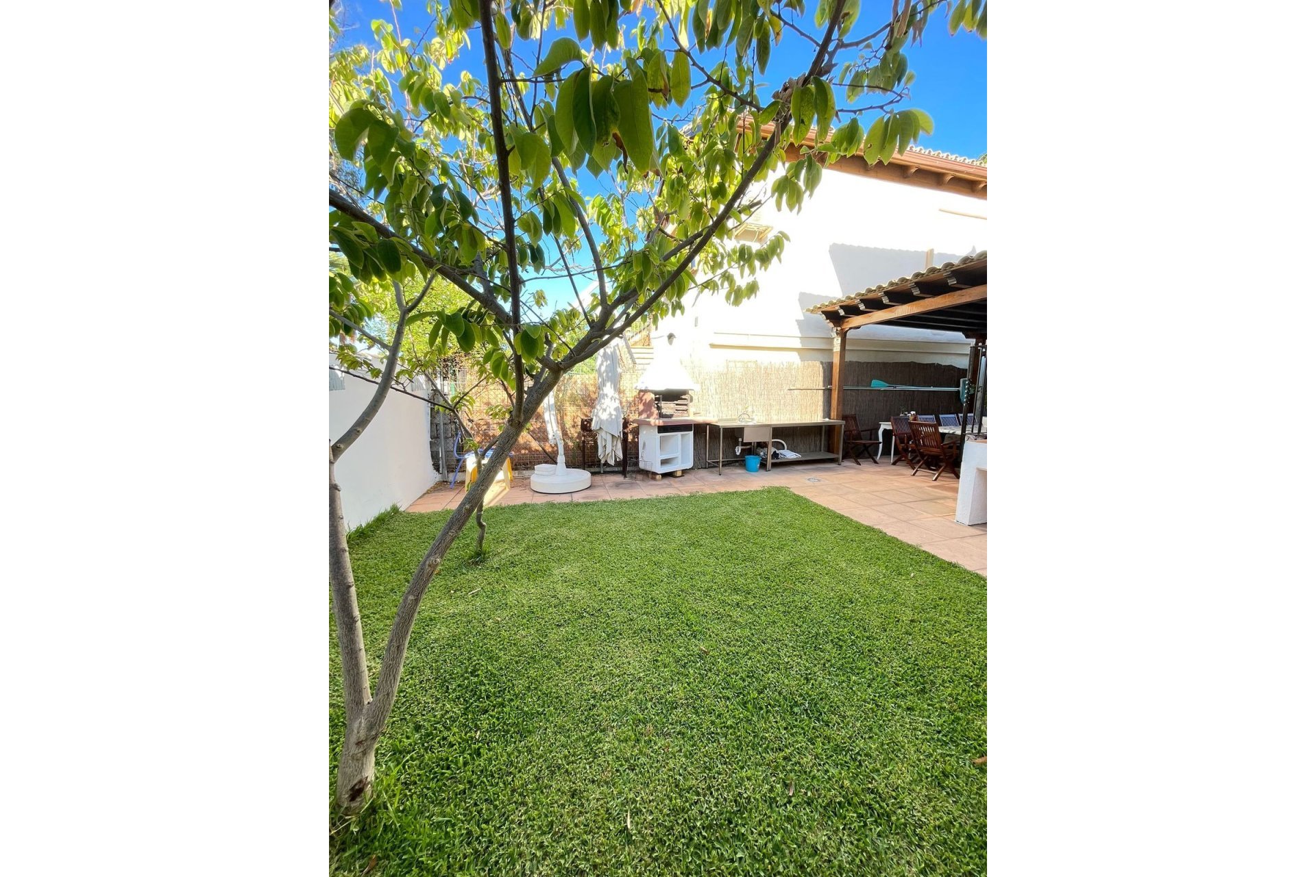 Resale - House - Detached Villa - Estepona - Costalita