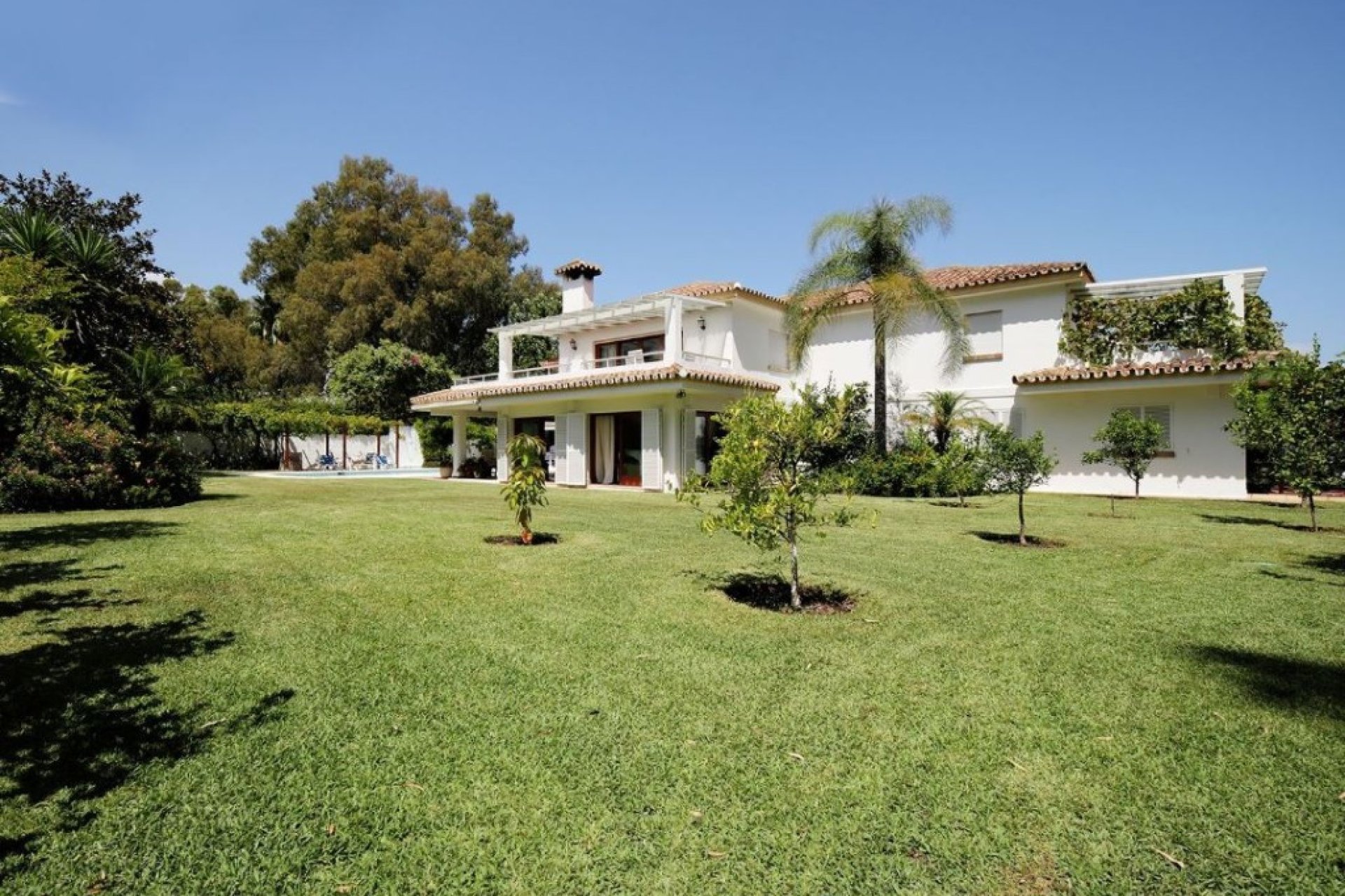 Resale - House - Detached Villa - Estepona - Costalita