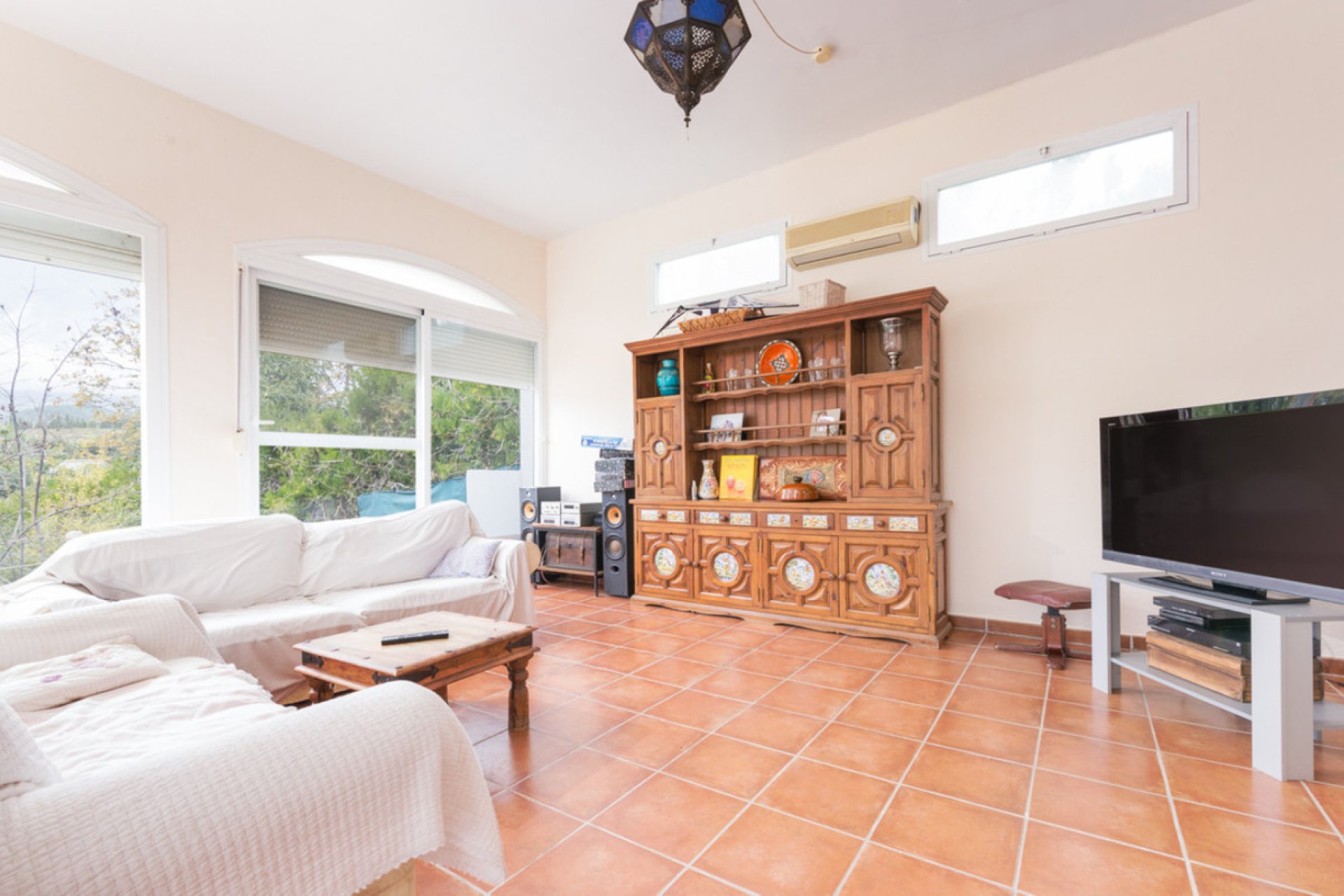 Resale - House - Detached Villa - Estepona - El Padron