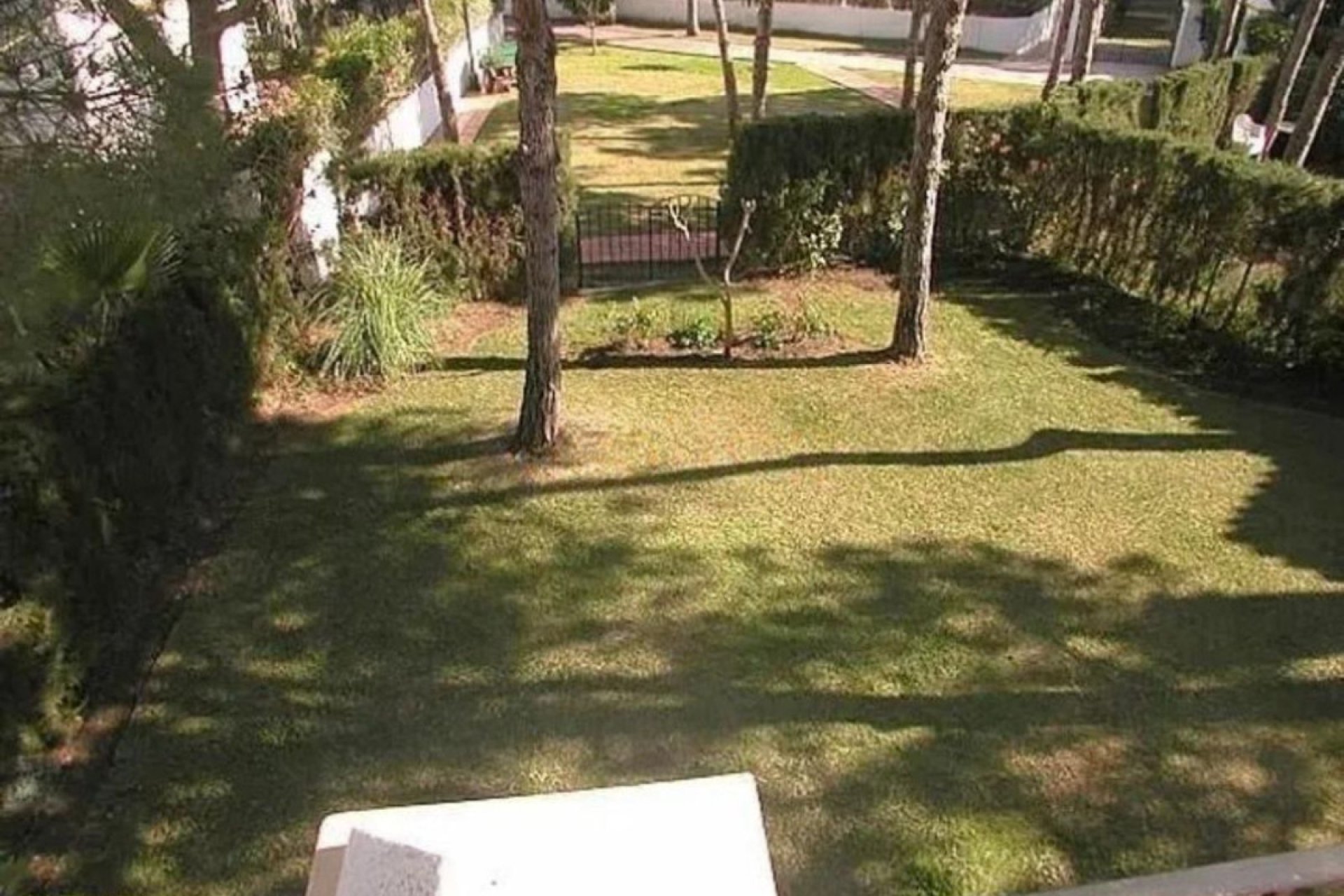 Resale - House - Detached Villa - Estepona - Estepona Centro