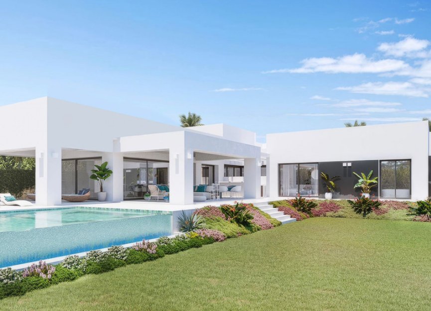 Resale - House - Detached Villa - Estepona - Estepona Centro