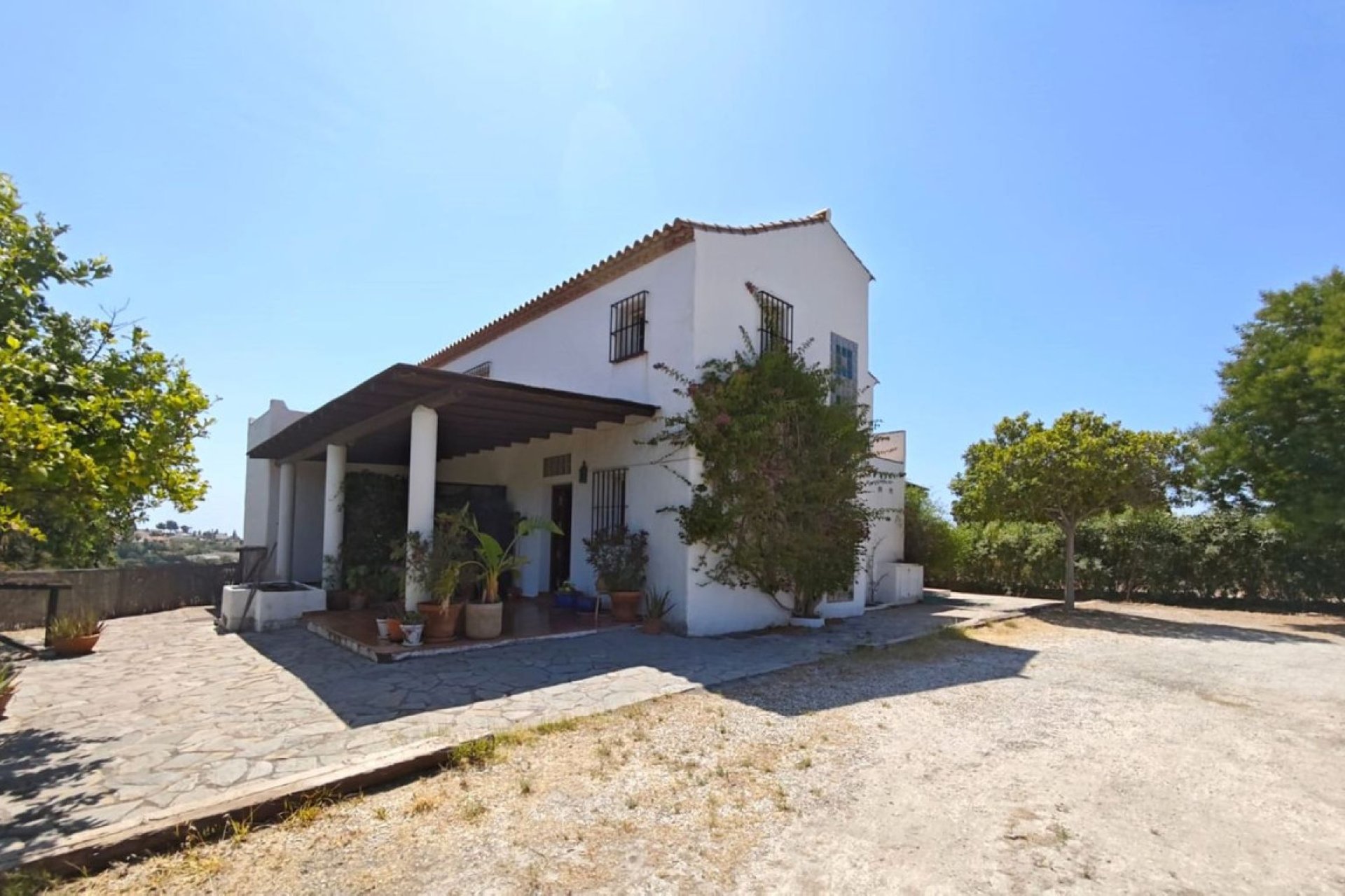 Resale - House - Detached Villa - Estepona - Estepona Centro
