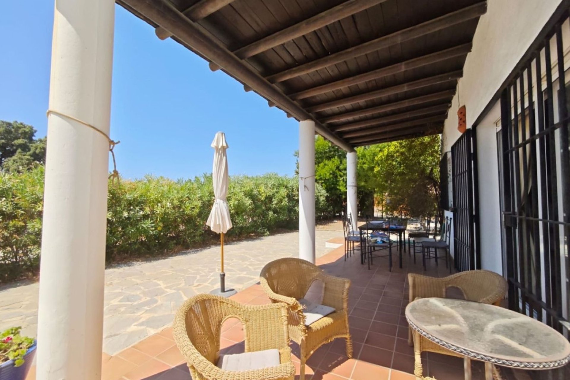 Resale - House - Detached Villa - Estepona - Estepona Centro