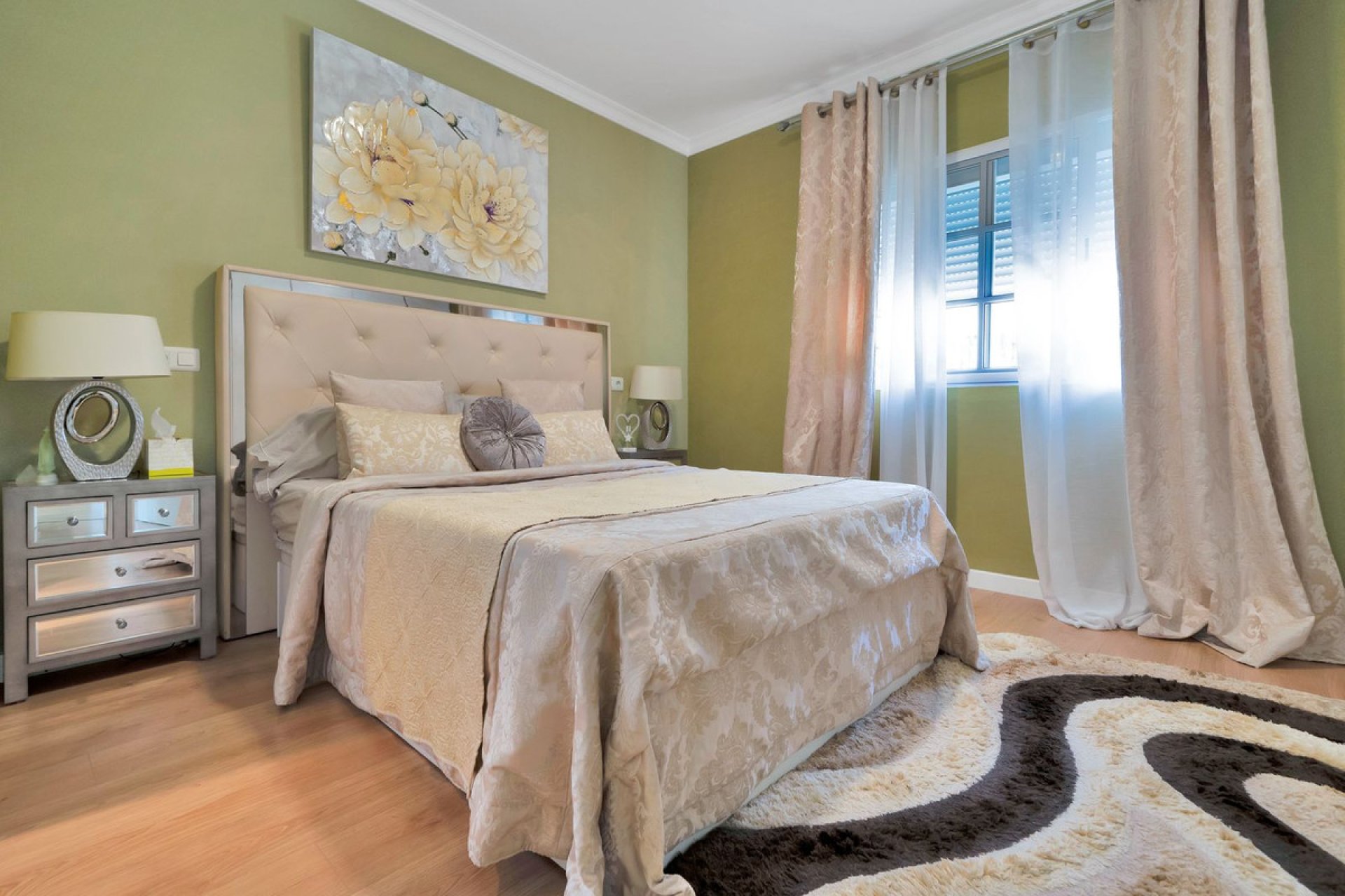 Resale - House - Detached Villa - Estepona - Estepona Centro