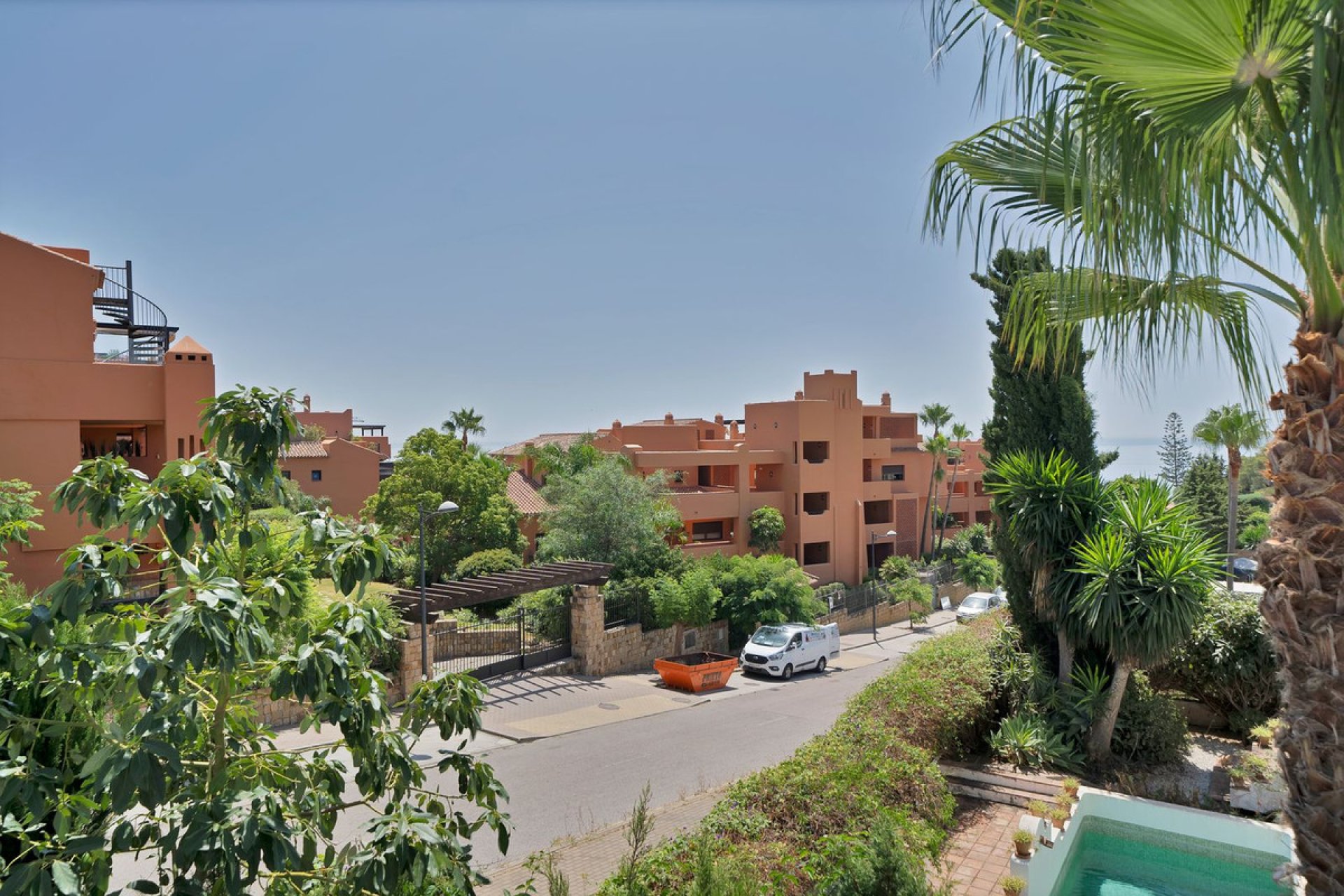 Resale - House - Detached Villa - Estepona - Estepona Centro