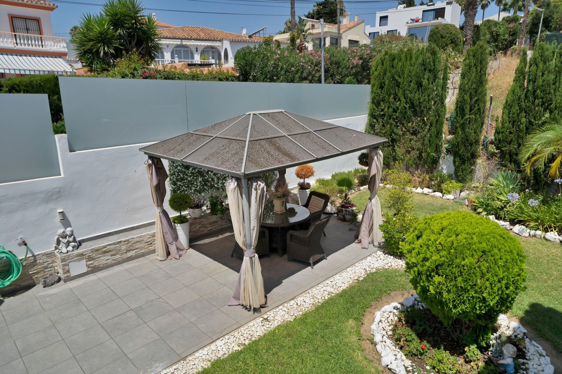 Resale - House - Detached Villa - Estepona - Estepona Centro