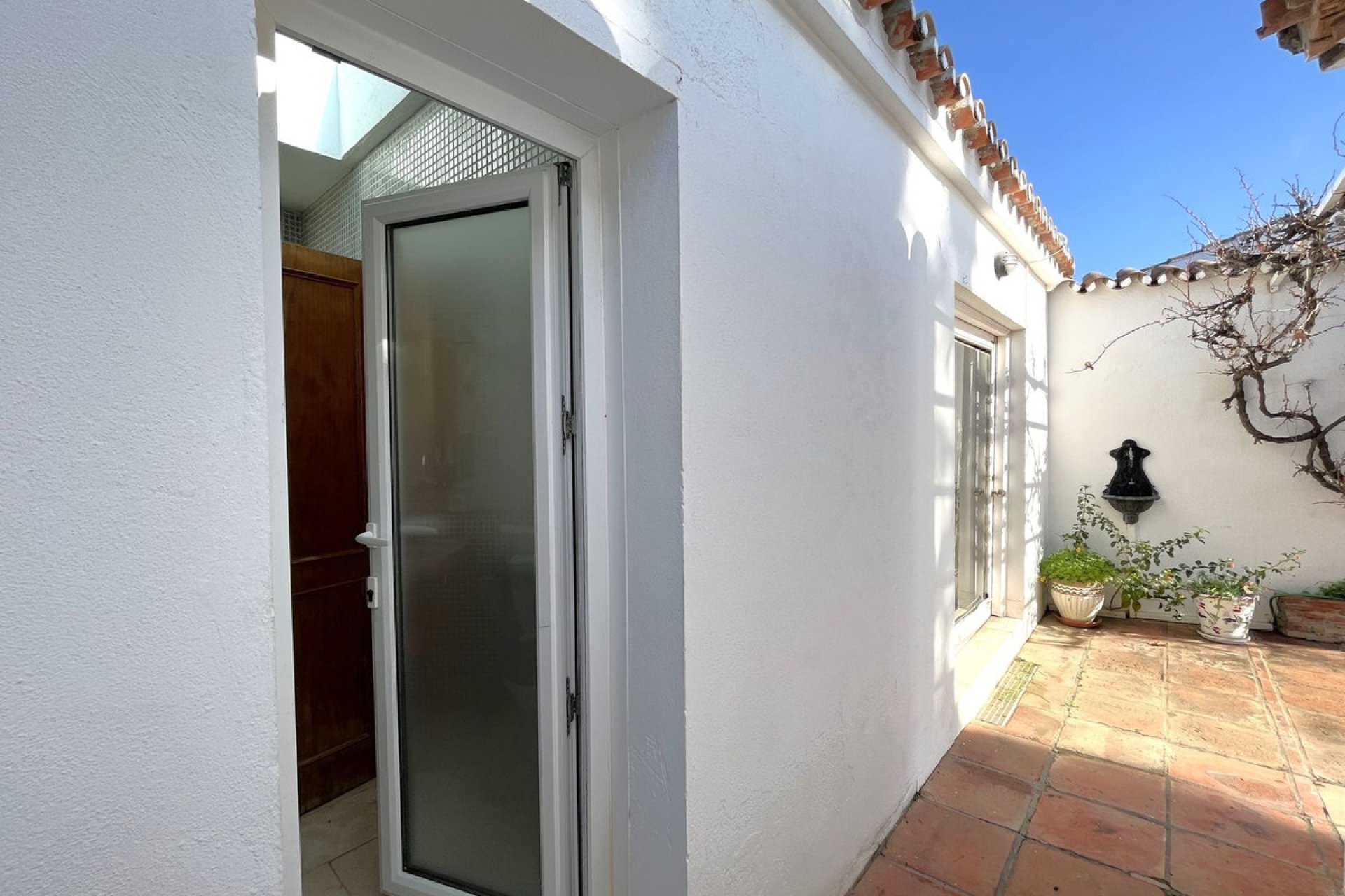 Resale - House - Detached Villa - Estepona - Estepona Centro