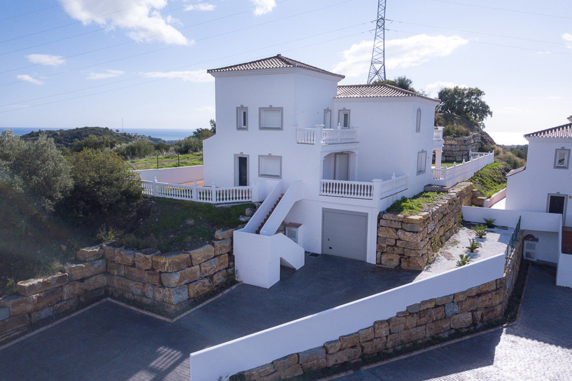 Resale - House - Detached Villa - Estepona - Estepona Centro