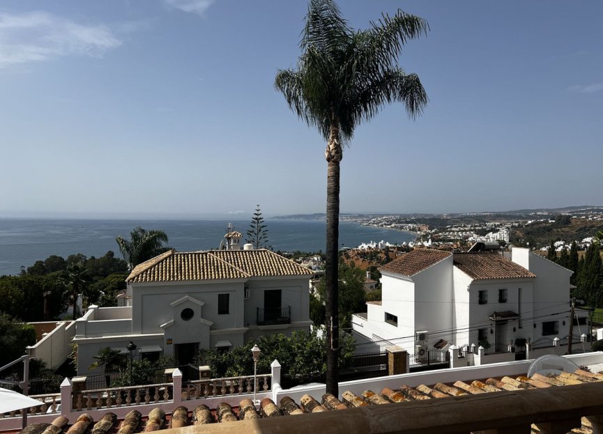 Resale - House - Detached Villa - Estepona - Estepona Centro