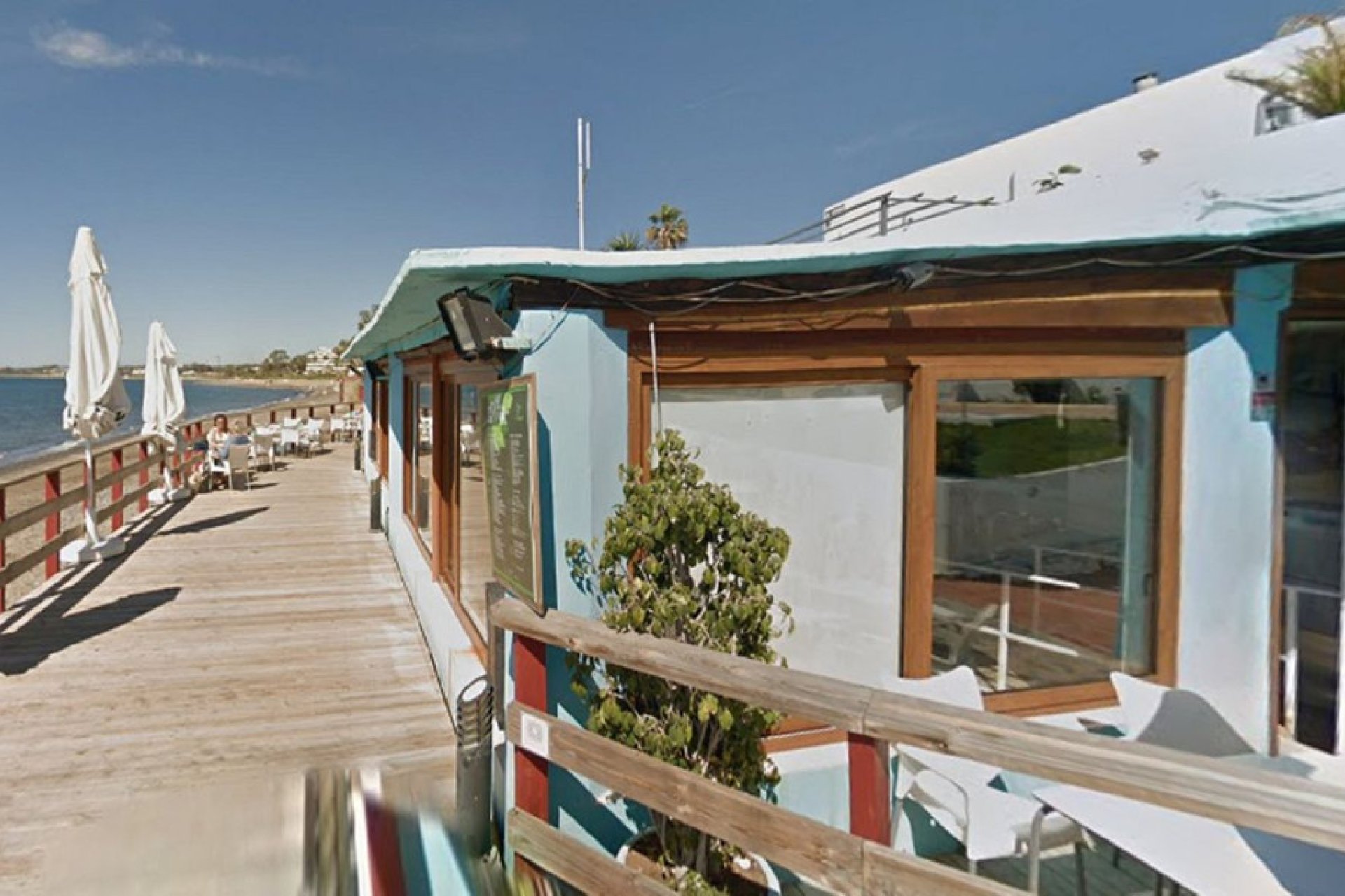 Resale - House - Detached Villa - Estepona - Estepona Centro