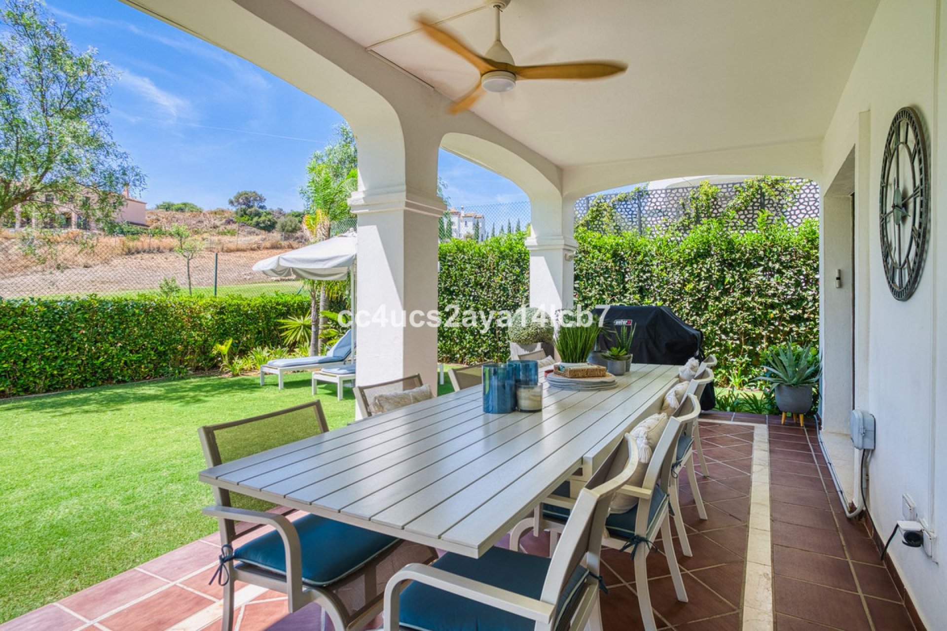 Resale - House - Detached Villa - Estepona - Estepona Centro