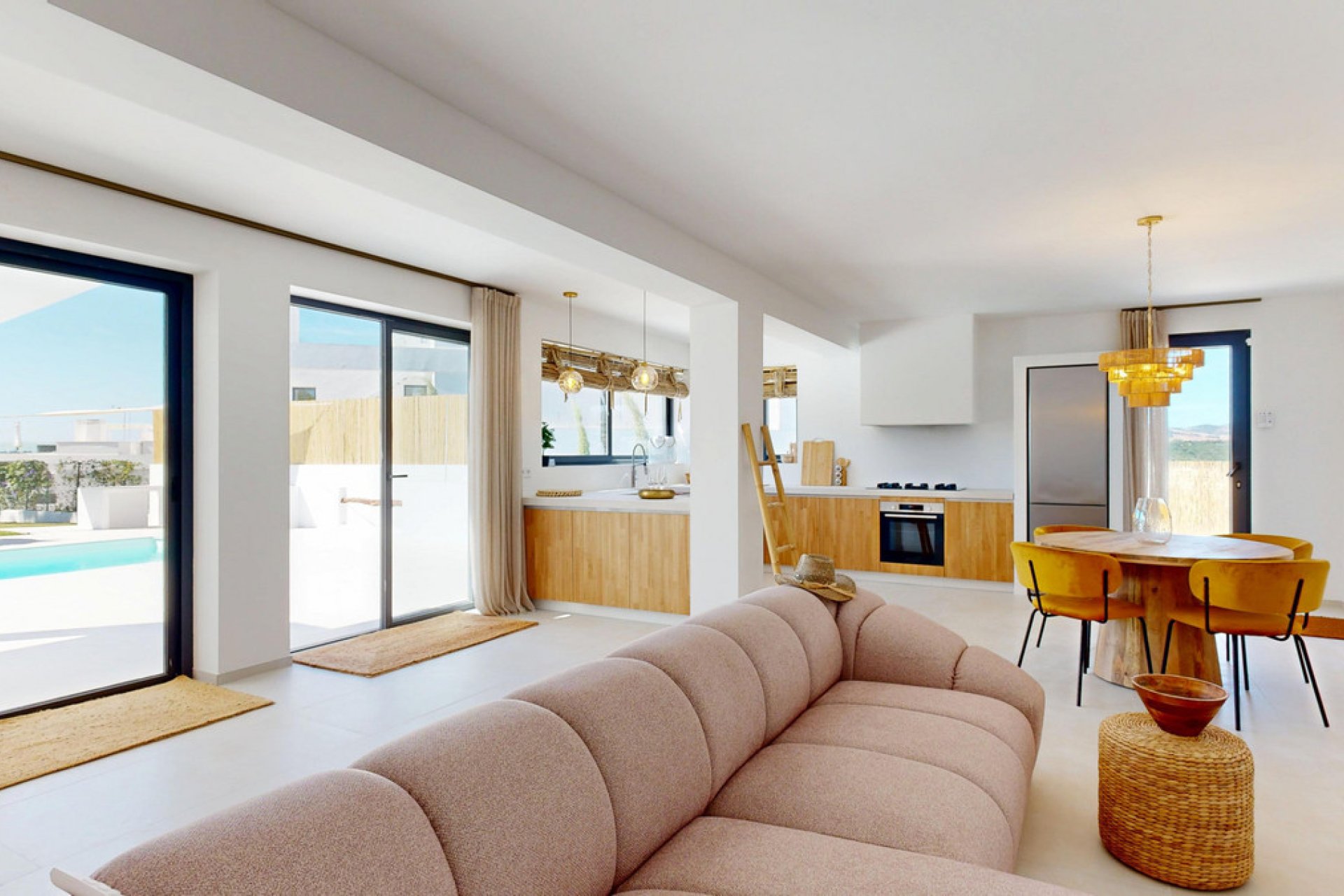 Resale - House - Detached Villa - Estepona - Estepona Centro