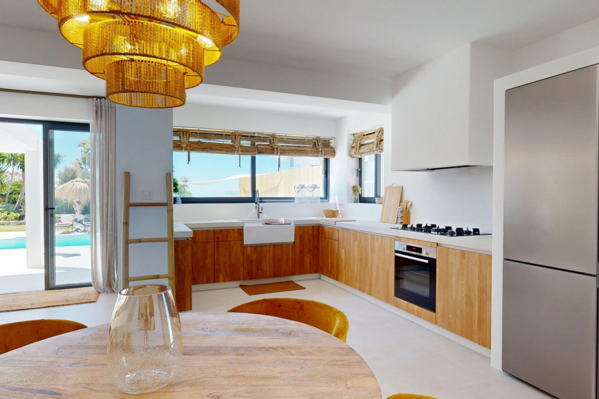 Resale - House - Detached Villa - Estepona - Estepona Centro