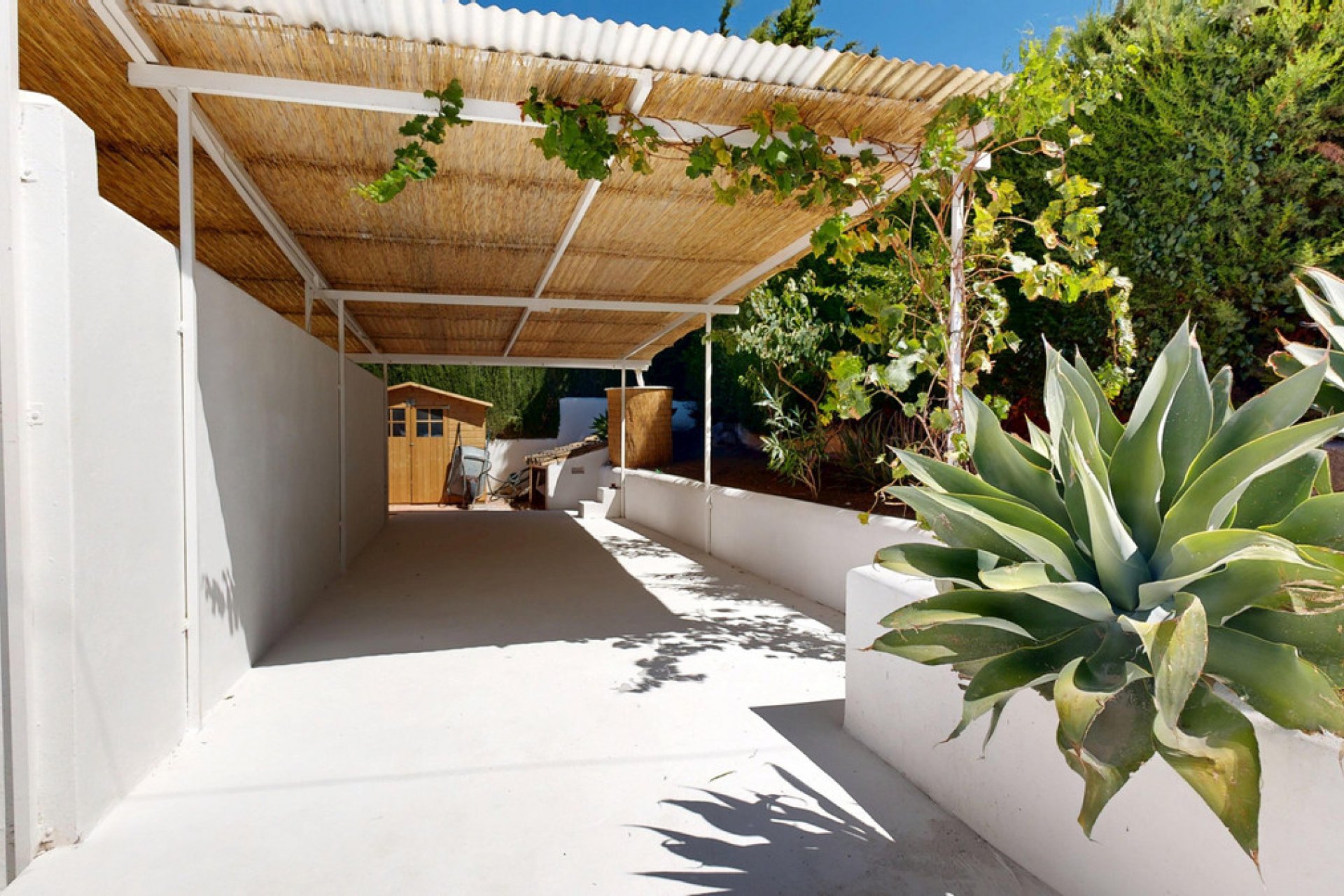 Resale - House - Detached Villa - Estepona - Estepona Centro