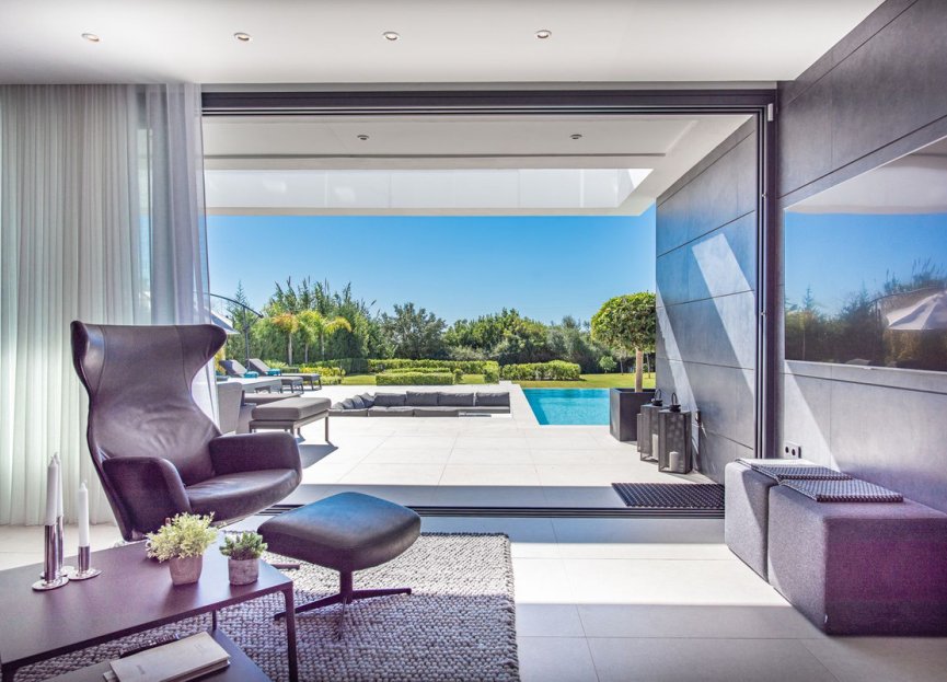 Resale - House - Detached Villa - Estepona - Estepona Centro