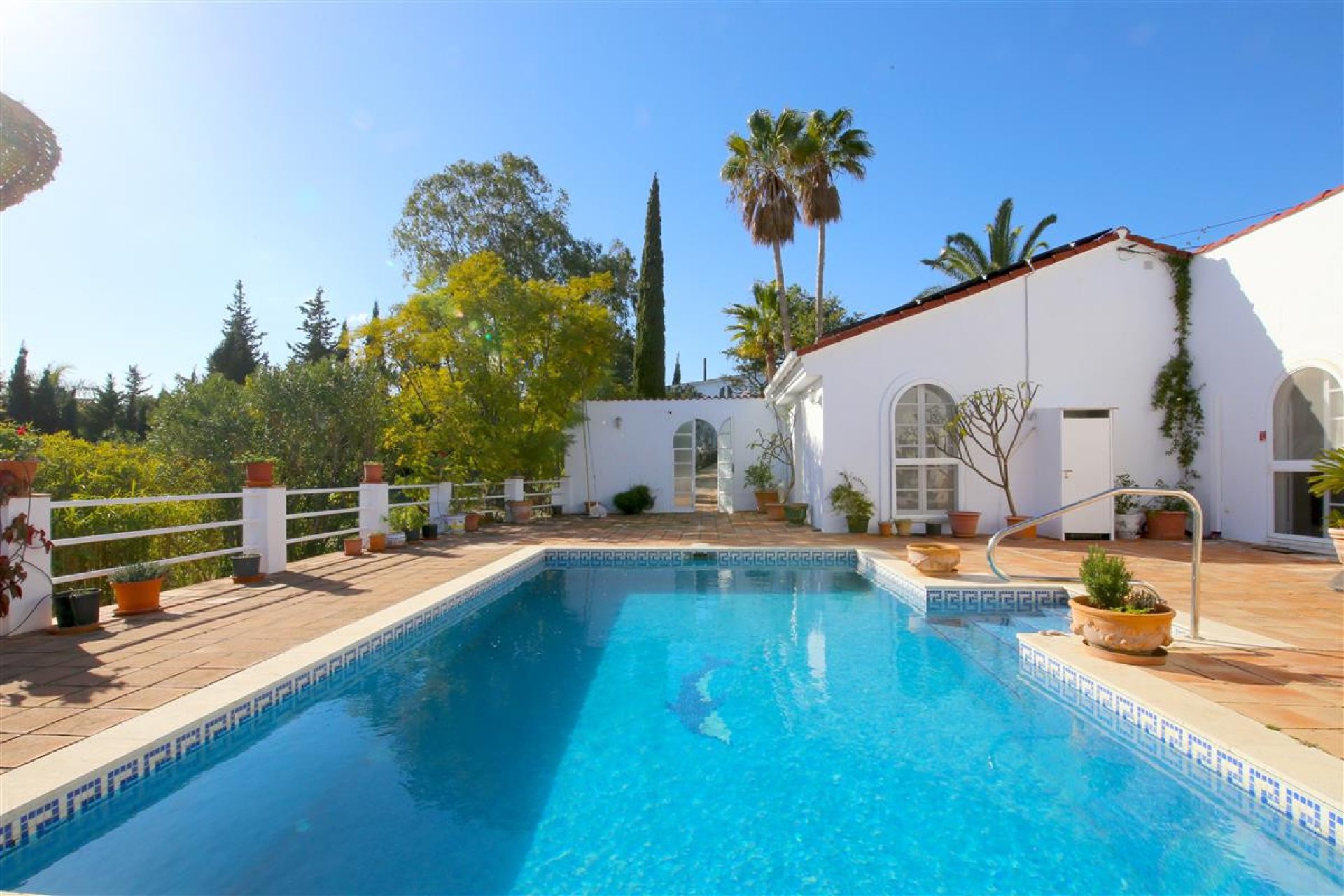 Resale - House - Detached Villa - Estepona - Estepona Centro