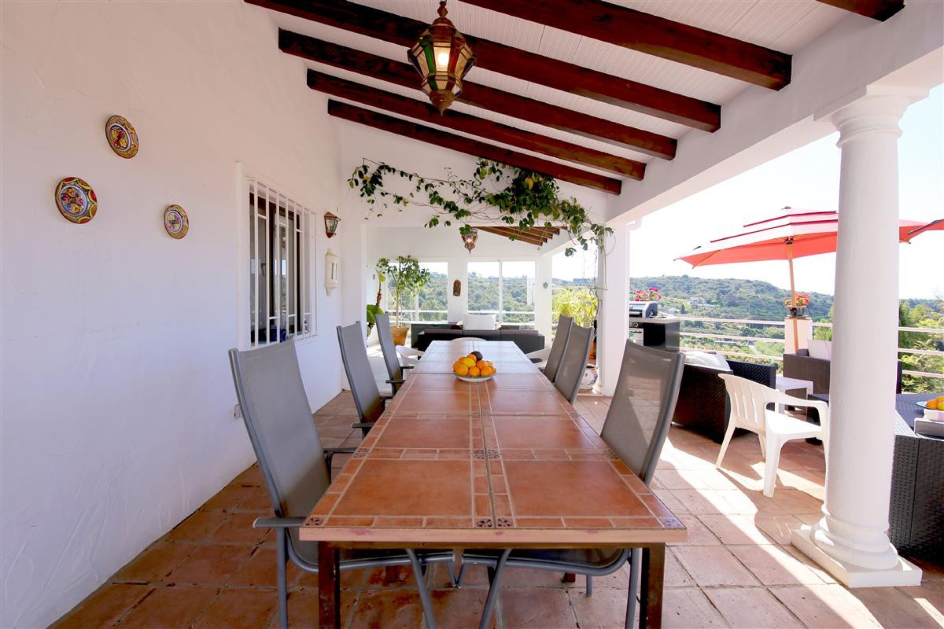 Resale - House - Detached Villa - Estepona - Estepona Centro