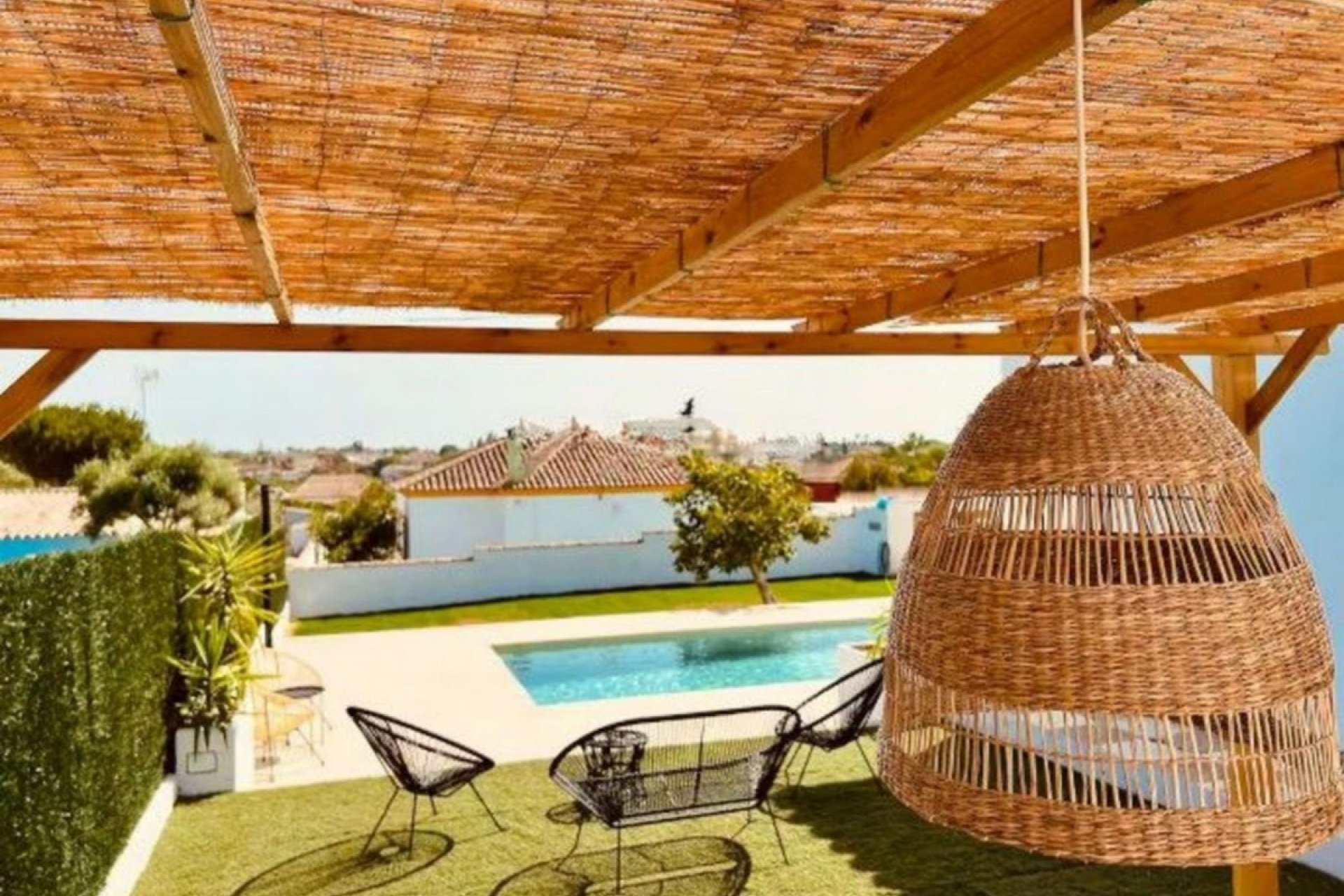 Resale - House - Detached Villa - Estepona - Estepona Centro