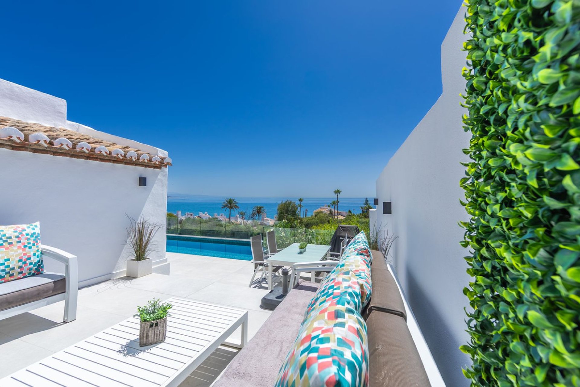 Resale - House - Detached Villa - Estepona - Estepona Centro