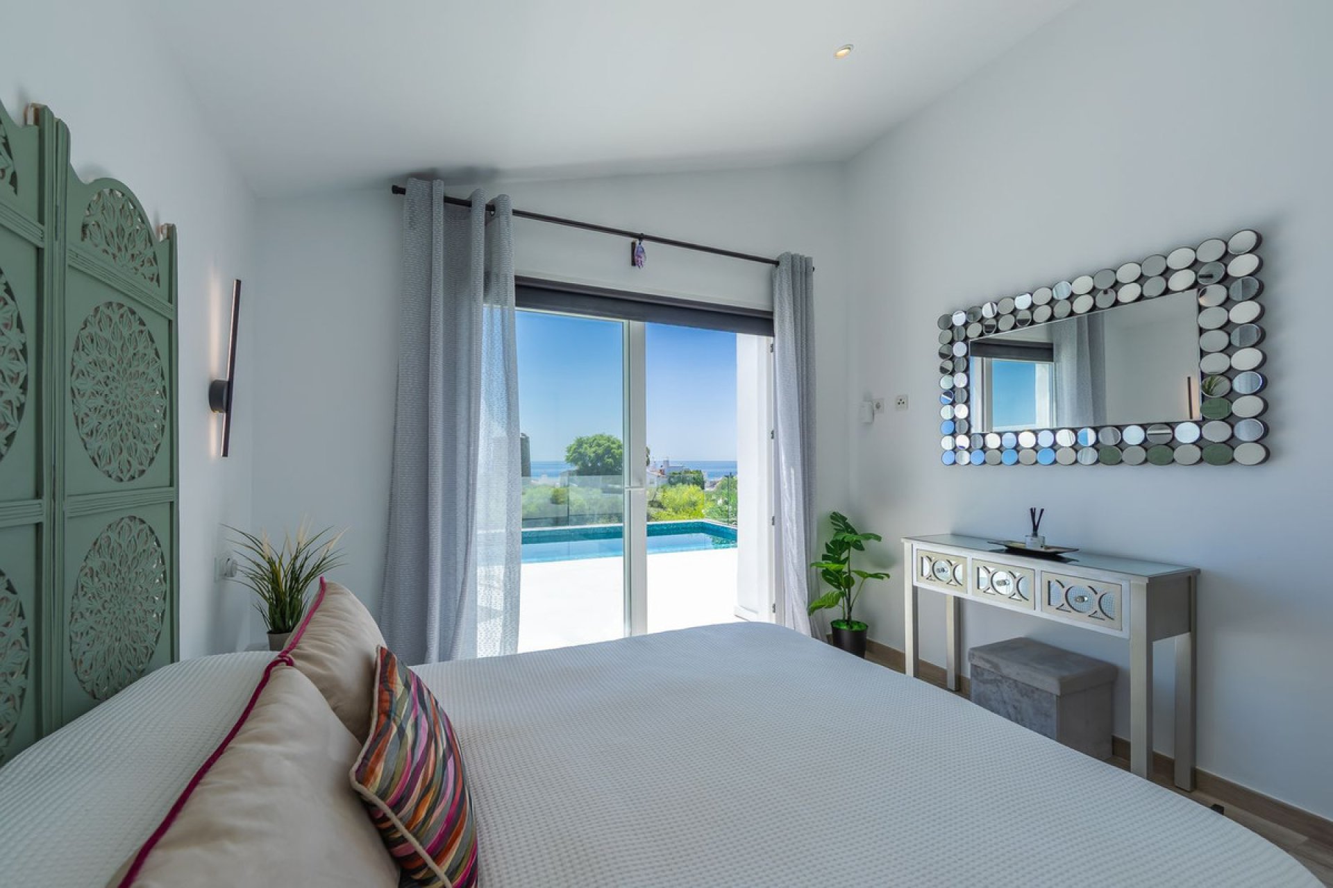 Resale - House - Detached Villa - Estepona - Estepona Centro