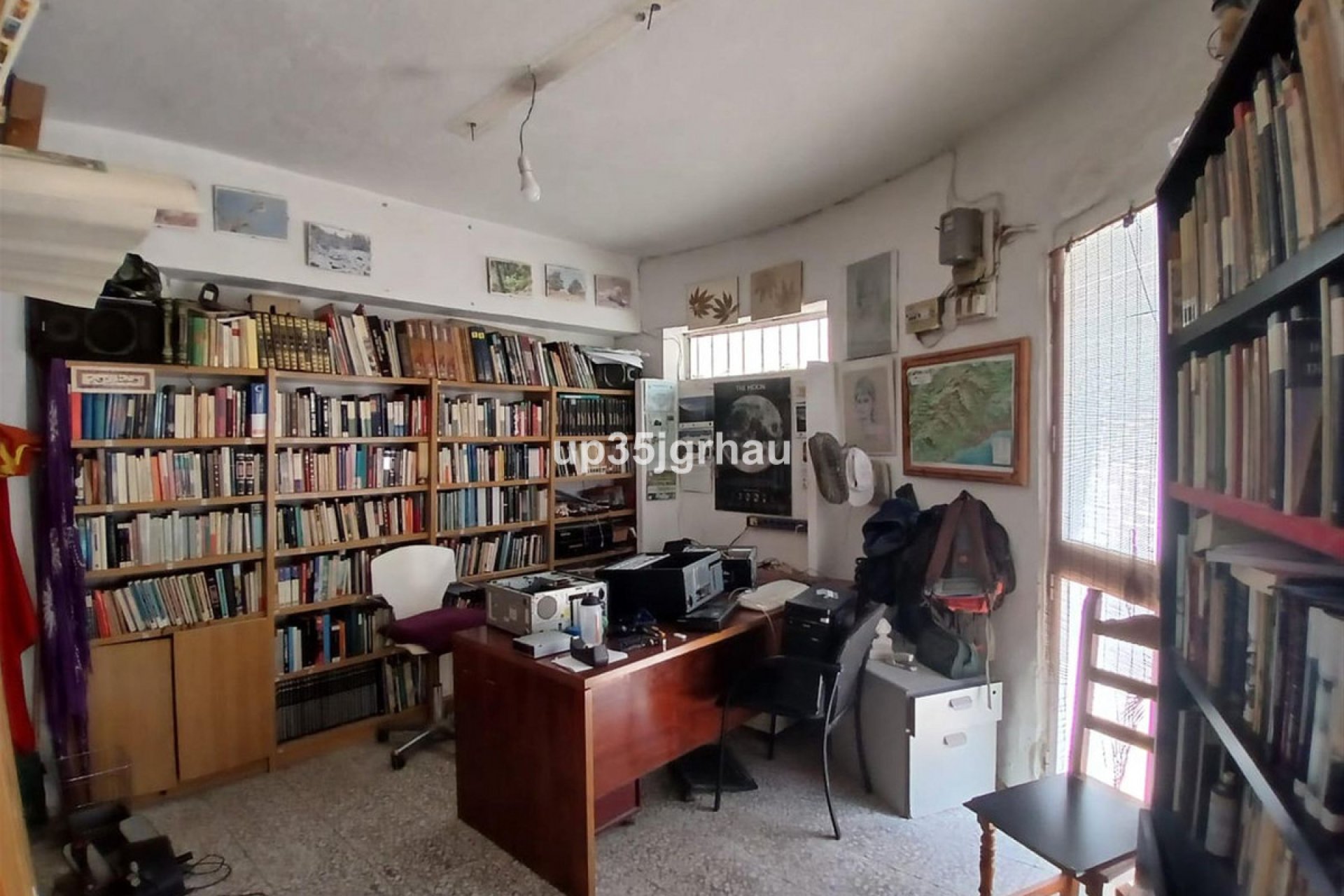 Resale - House - Detached Villa - Estepona - Estepona Centro