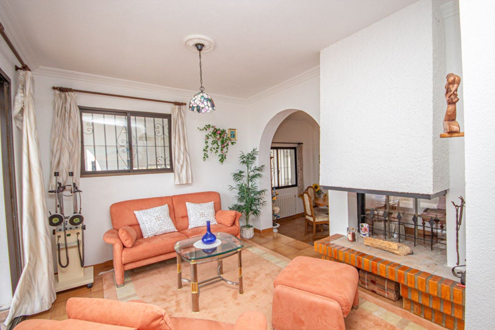Resale - House - Detached Villa - Estepona - Estepona Centro
