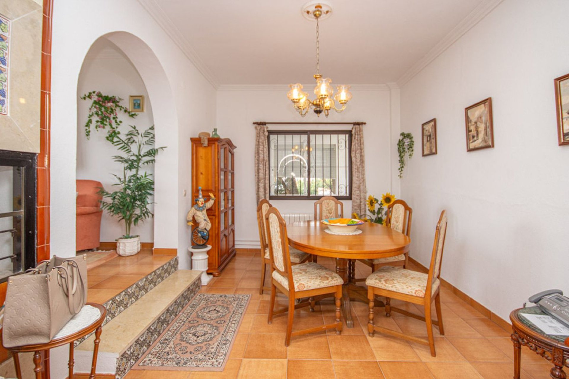 Resale - House - Detached Villa - Estepona - Estepona Centro