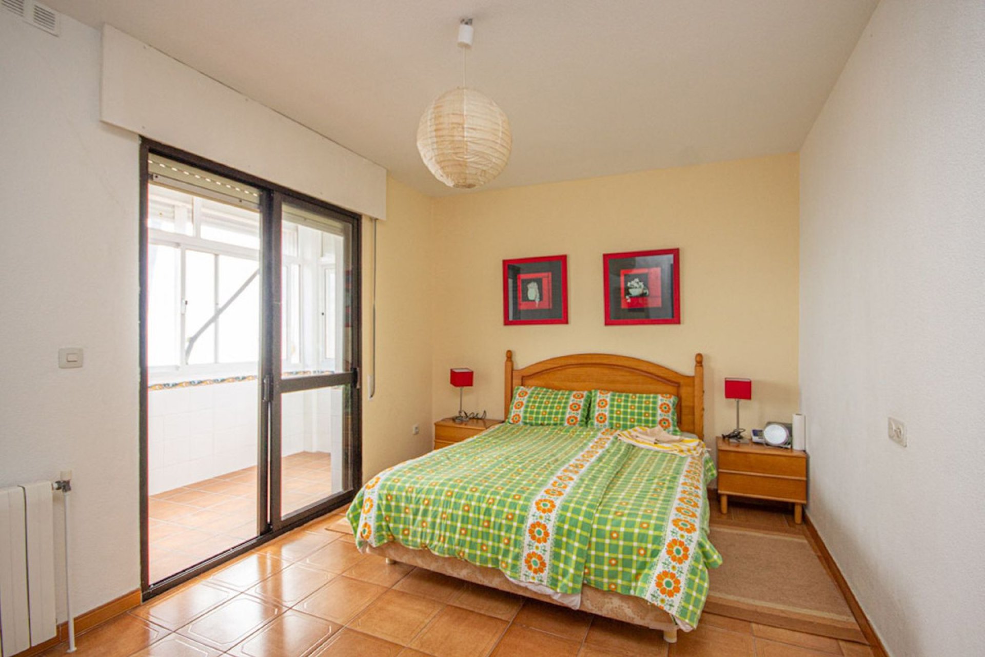 Resale - House - Detached Villa - Estepona - Estepona Centro