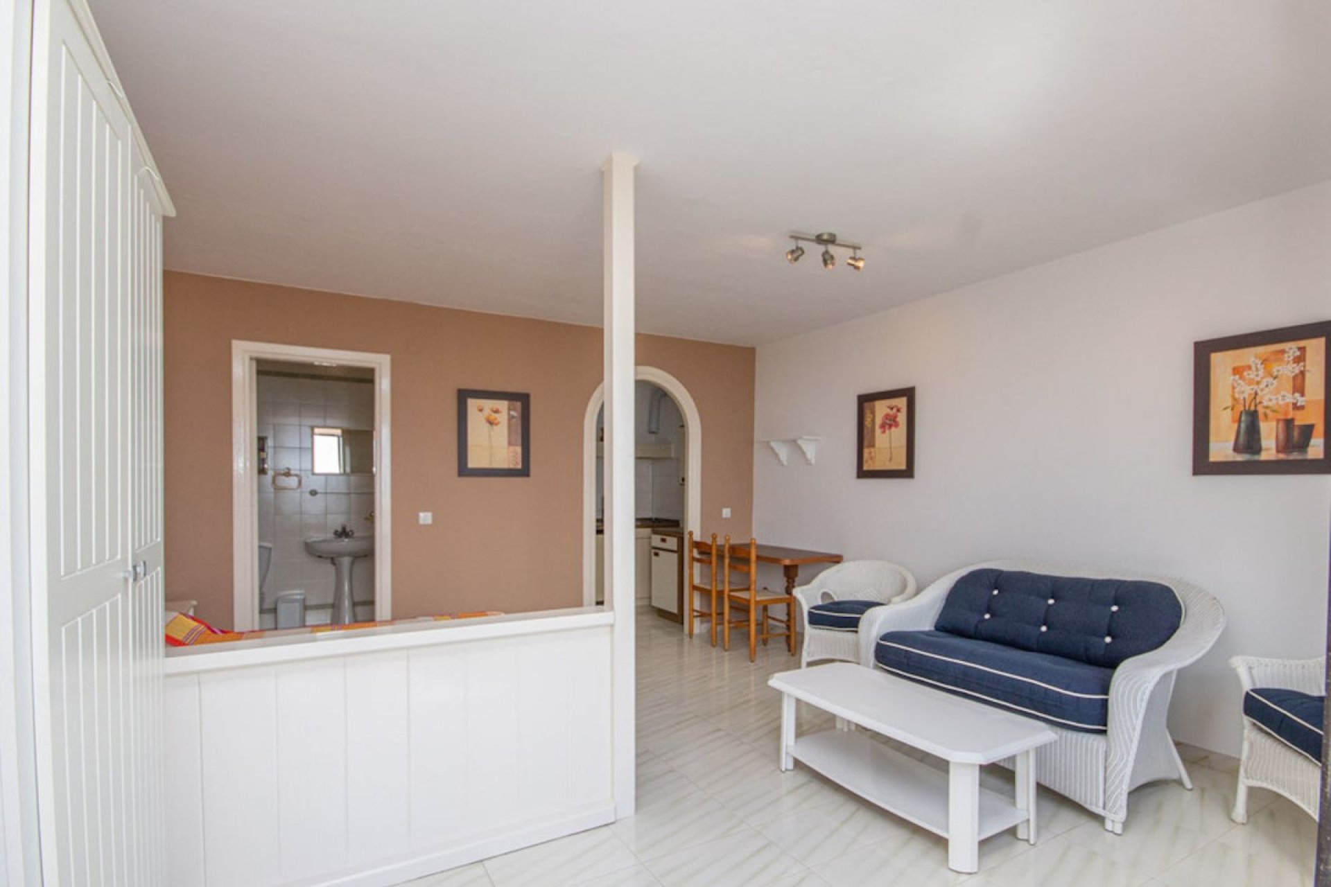 Resale - House - Detached Villa - Estepona - Estepona Centro