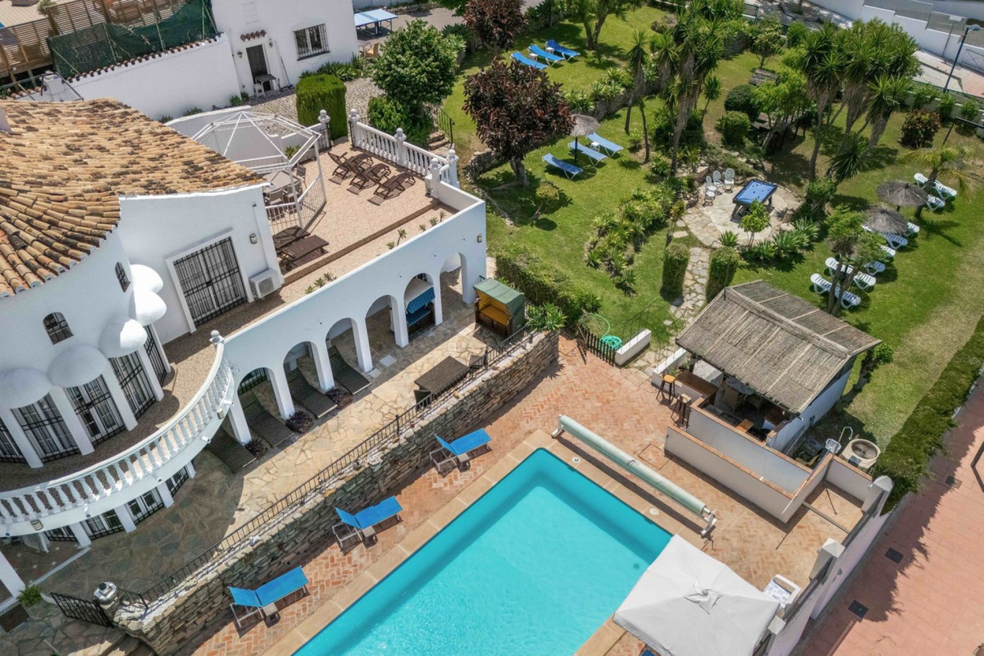 Resale - House - Detached Villa - Estepona - Estepona Centro