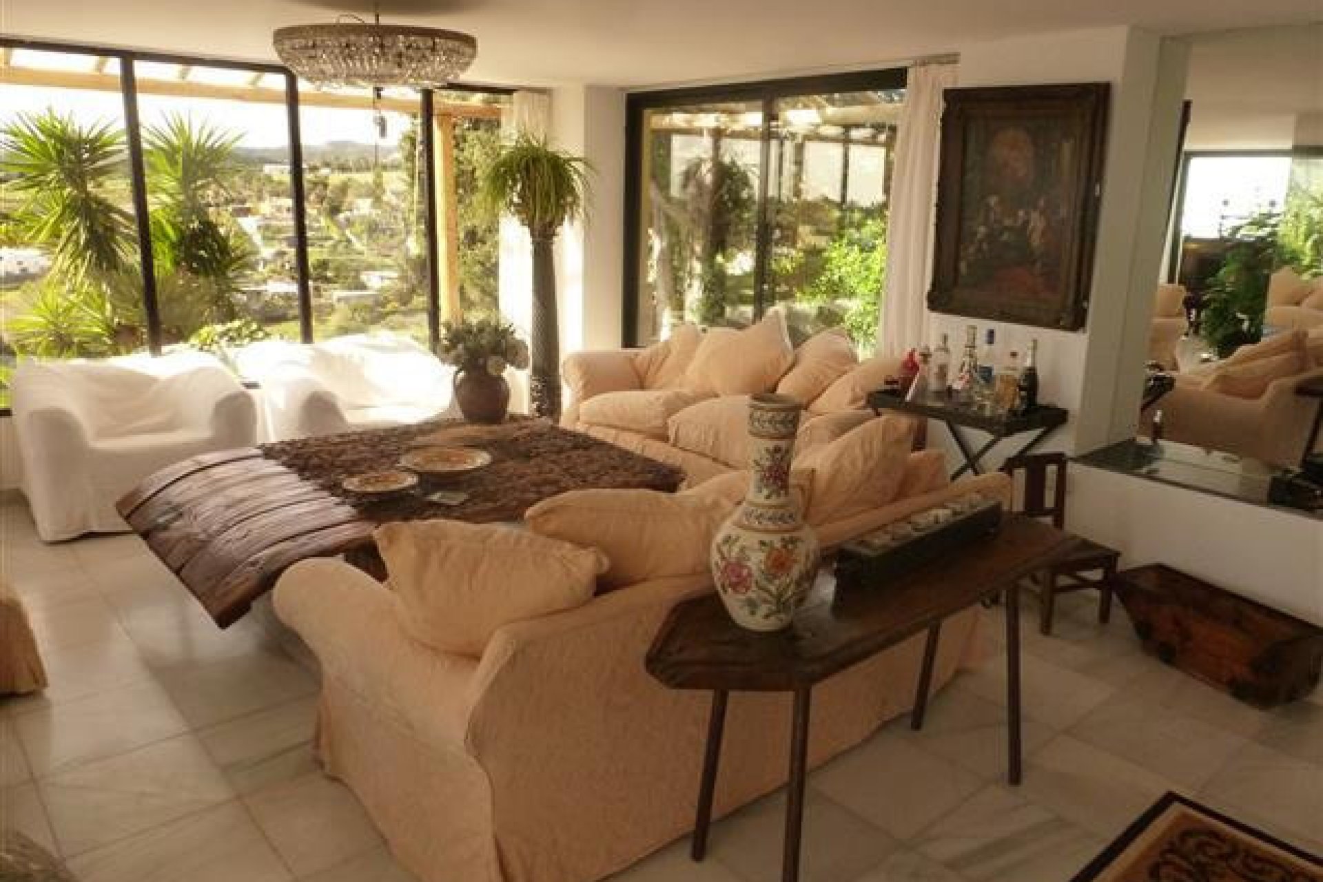 Resale - House - Detached Villa - Estepona - Estepona Centro