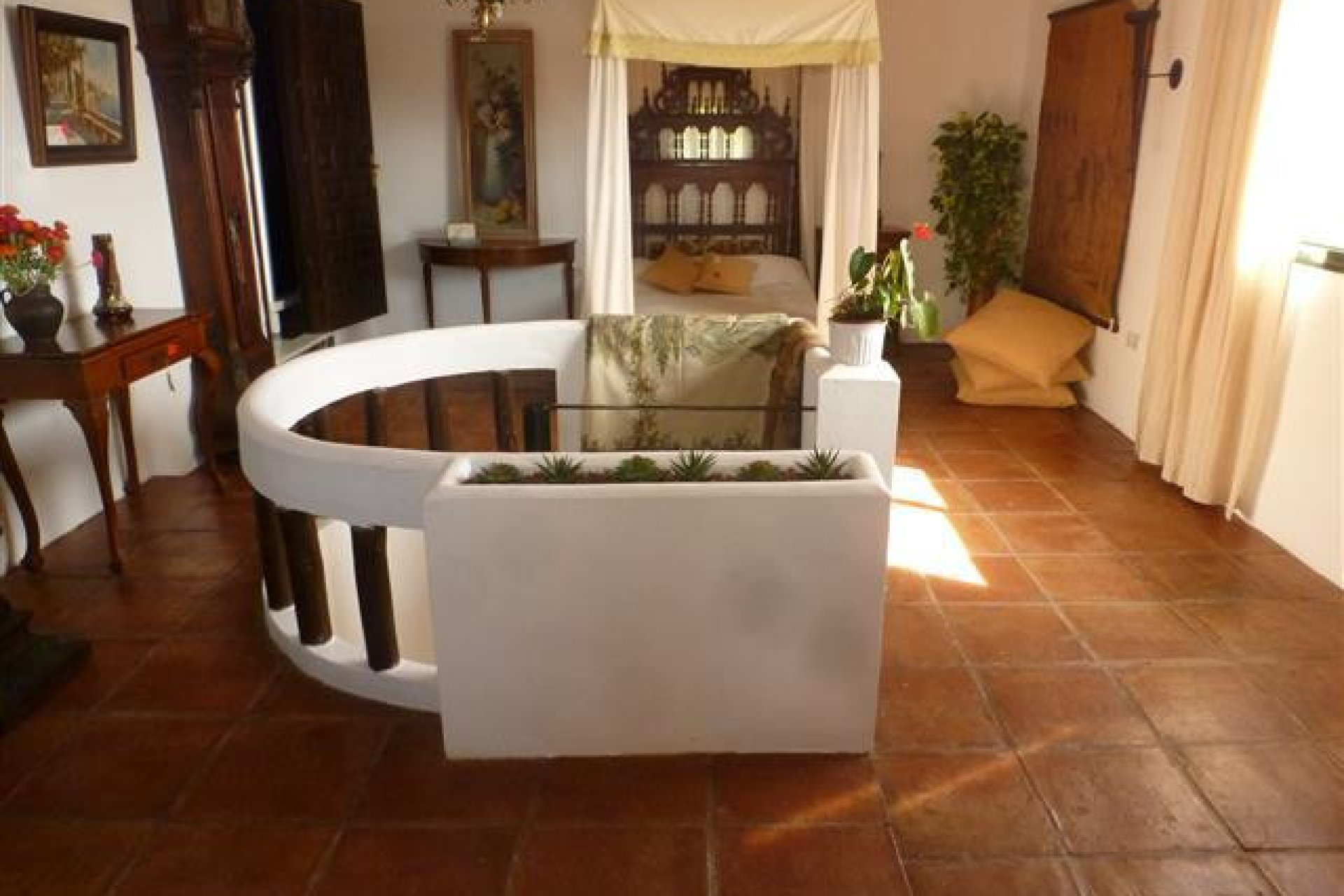 Resale - House - Detached Villa - Estepona - Estepona Centro