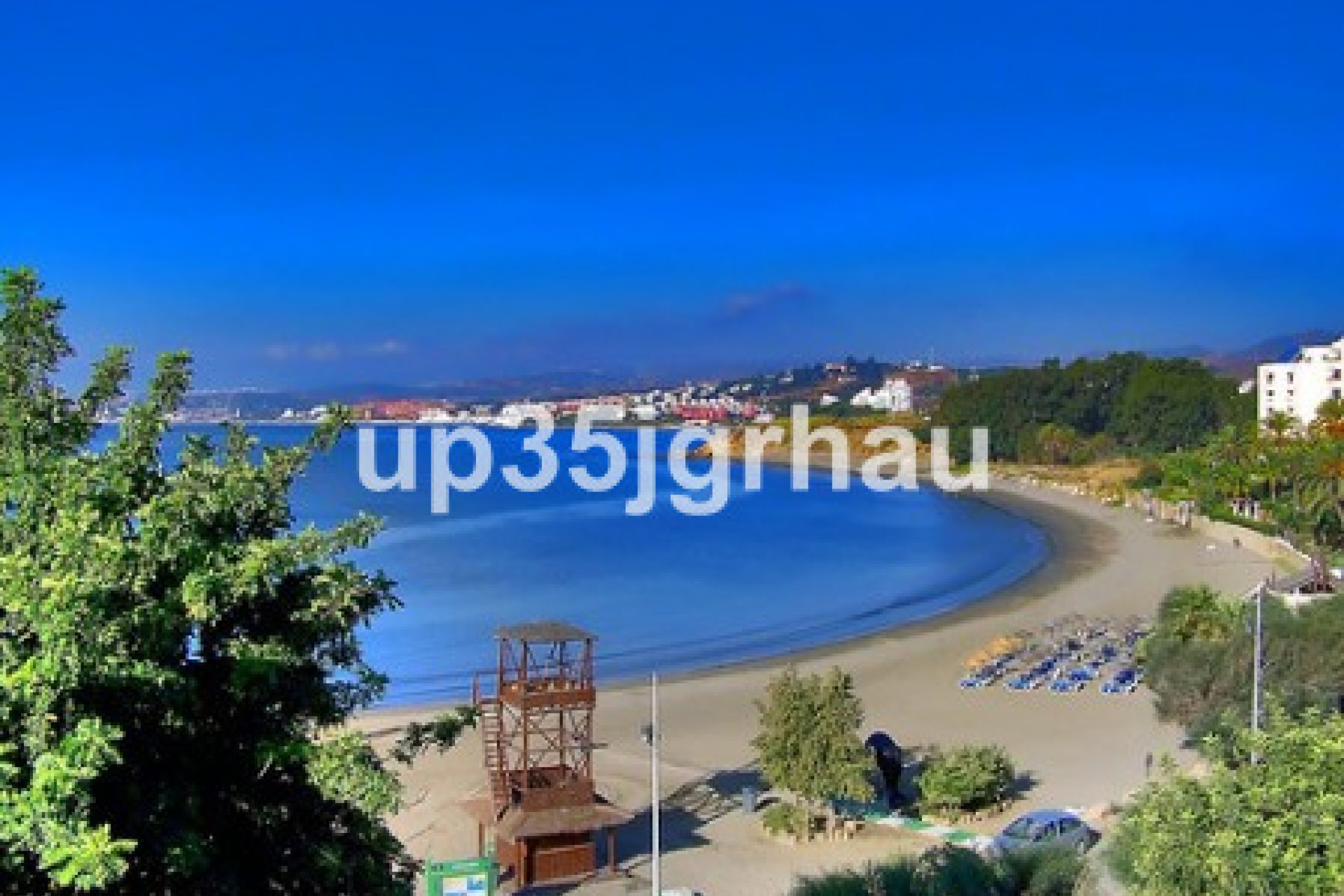 Resale - House - Detached Villa - Estepona - Estepona Centro