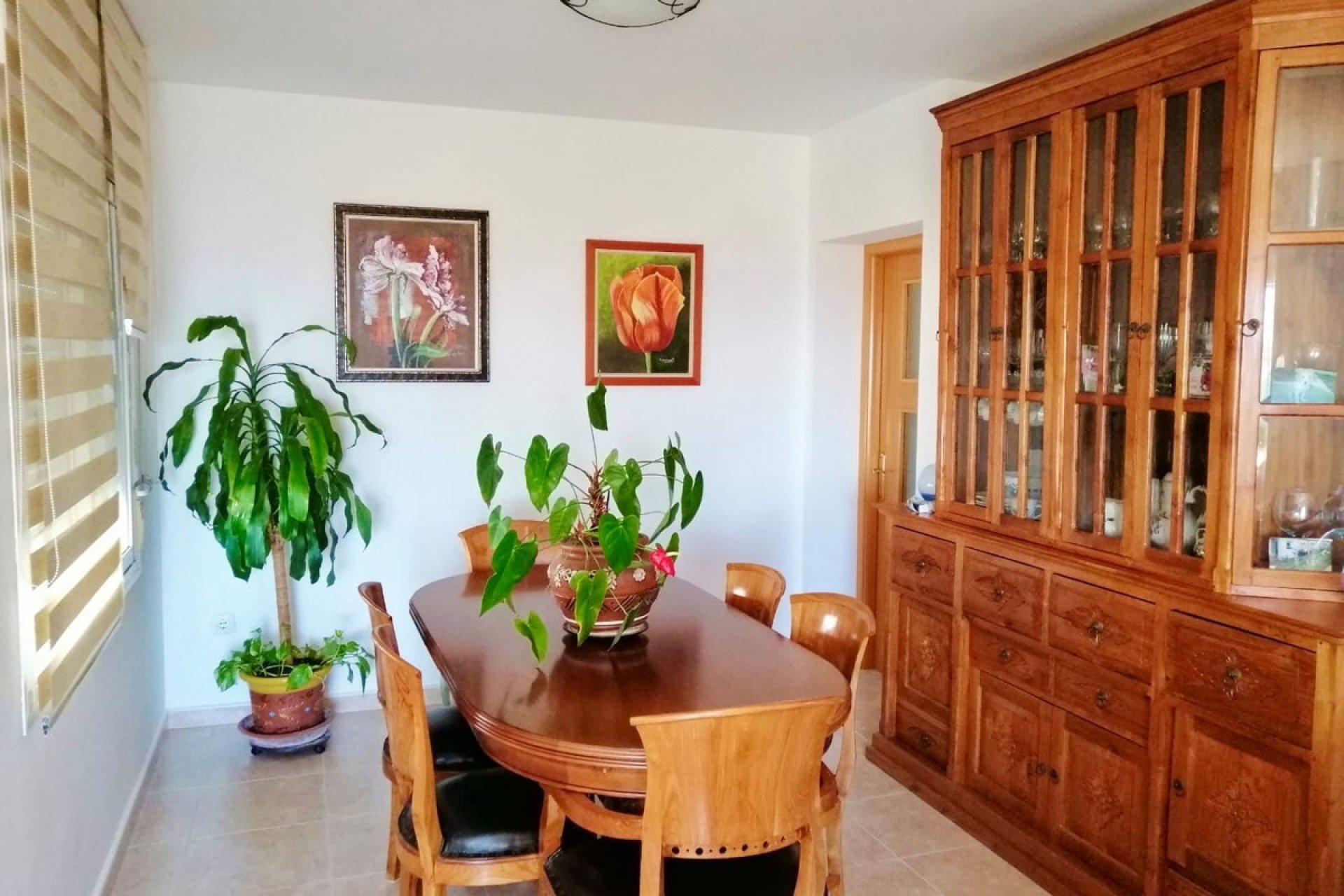 Resale - House - Detached Villa - Estepona - Estepona Centro